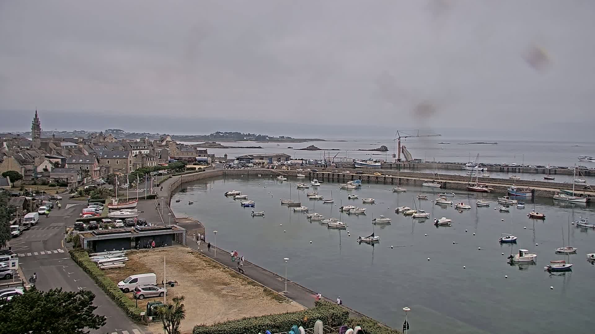 Roscoff City Port & Beach Live Cam - Morlaix, Finistère, Bretagne, France