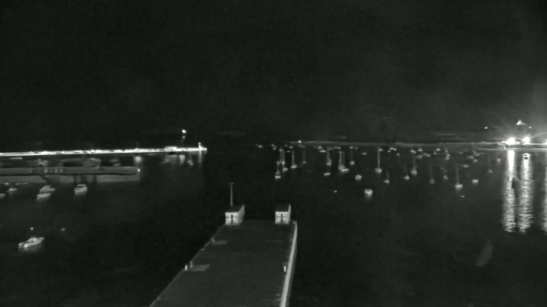 Roscoff City Port & Beach Live Cam - Morlaix, Finistère, Bretagne, France