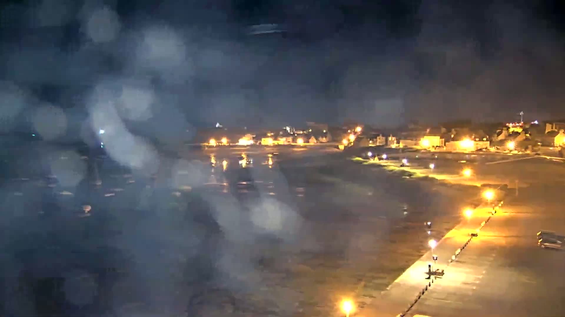 Roscoff City Port & Beach Live Cam - Morlaix, Finistère, Bretagne, France