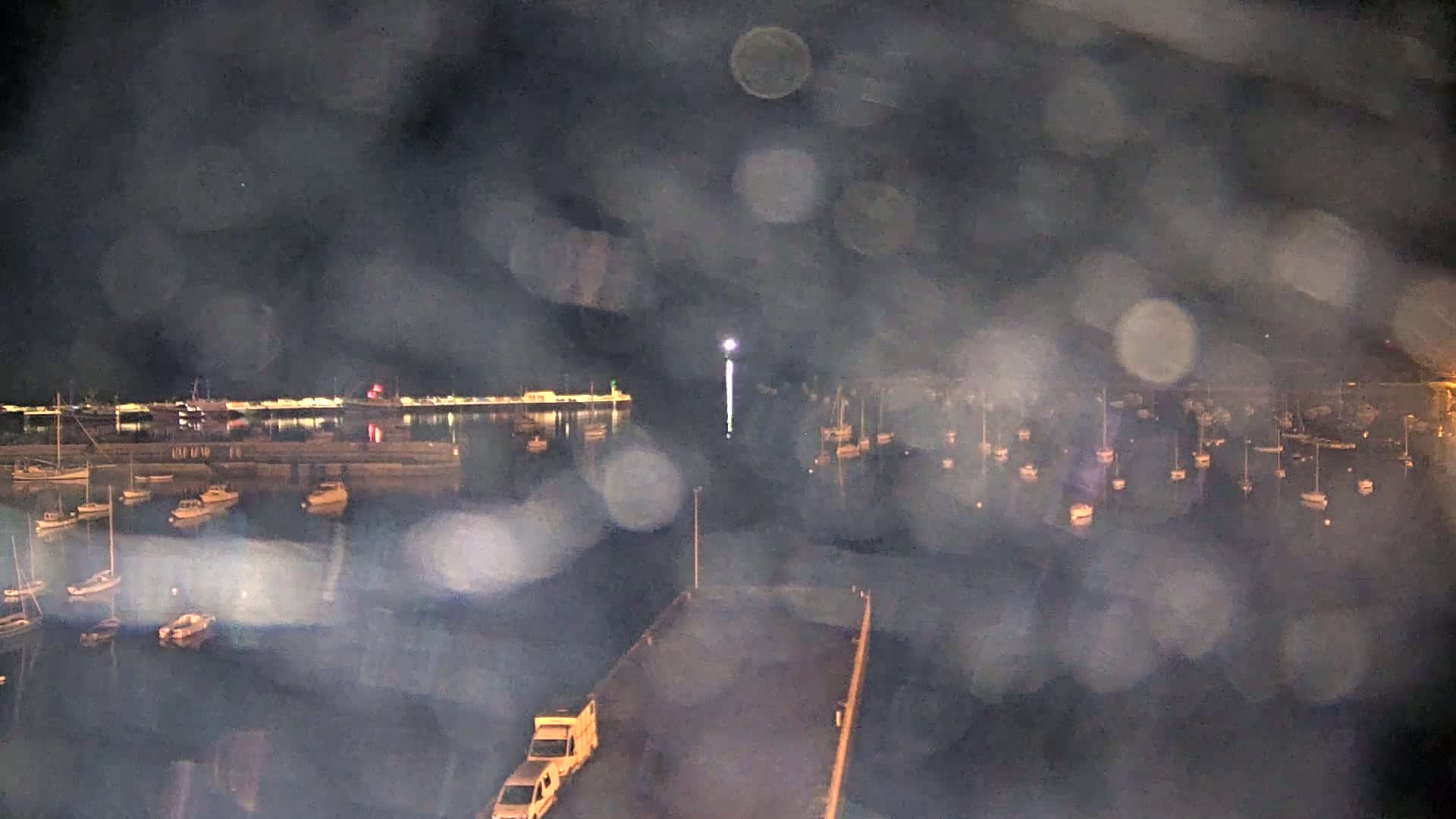 Roscoff City Port & Beach Live Cam - Morlaix, Finistère, Bretagne, France