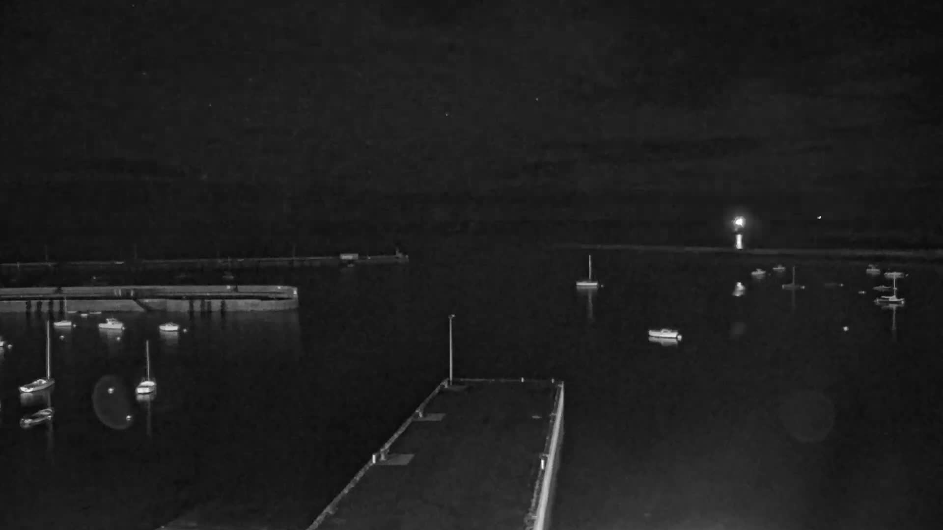 Roscoff City Port & Beach Live Cam - Morlaix, Finistère, Bretagne, France