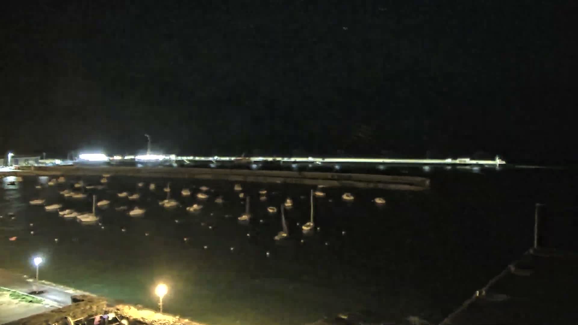 Roscoff City Port & Beach Live Cam - Morlaix, Finistère, Bretagne, France