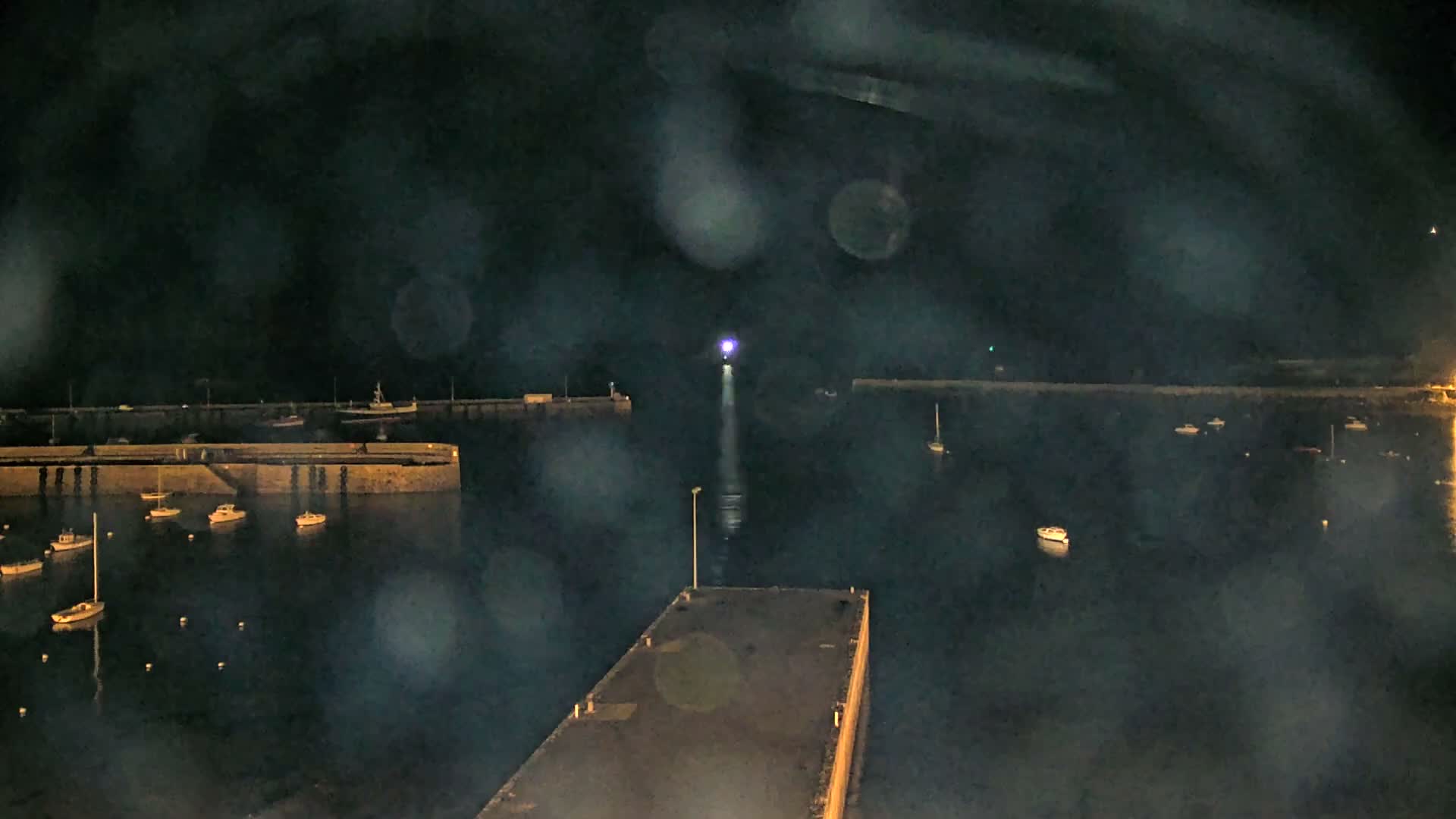 Roscoff City Port & Beach Live Cam - Morlaix, Finistère, Bretagne, France