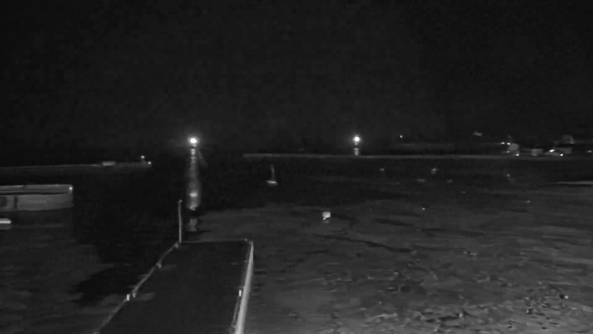 Roscoff City Port & Beach Live Cam - Morlaix, Finistère, Bretagne, France