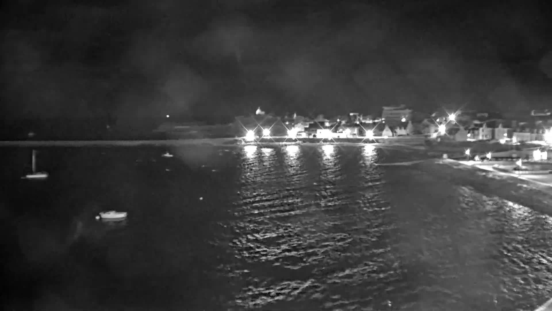 Roscoff City Port & Beach Live Cam - Morlaix, Finistère, Bretagne, France