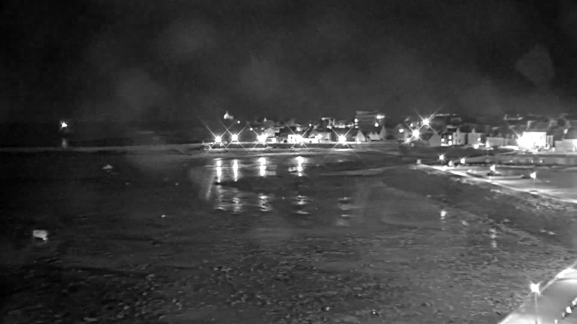 Roscoff City Port & Beach Live Cam - Morlaix, Finistère, Bretagne, France