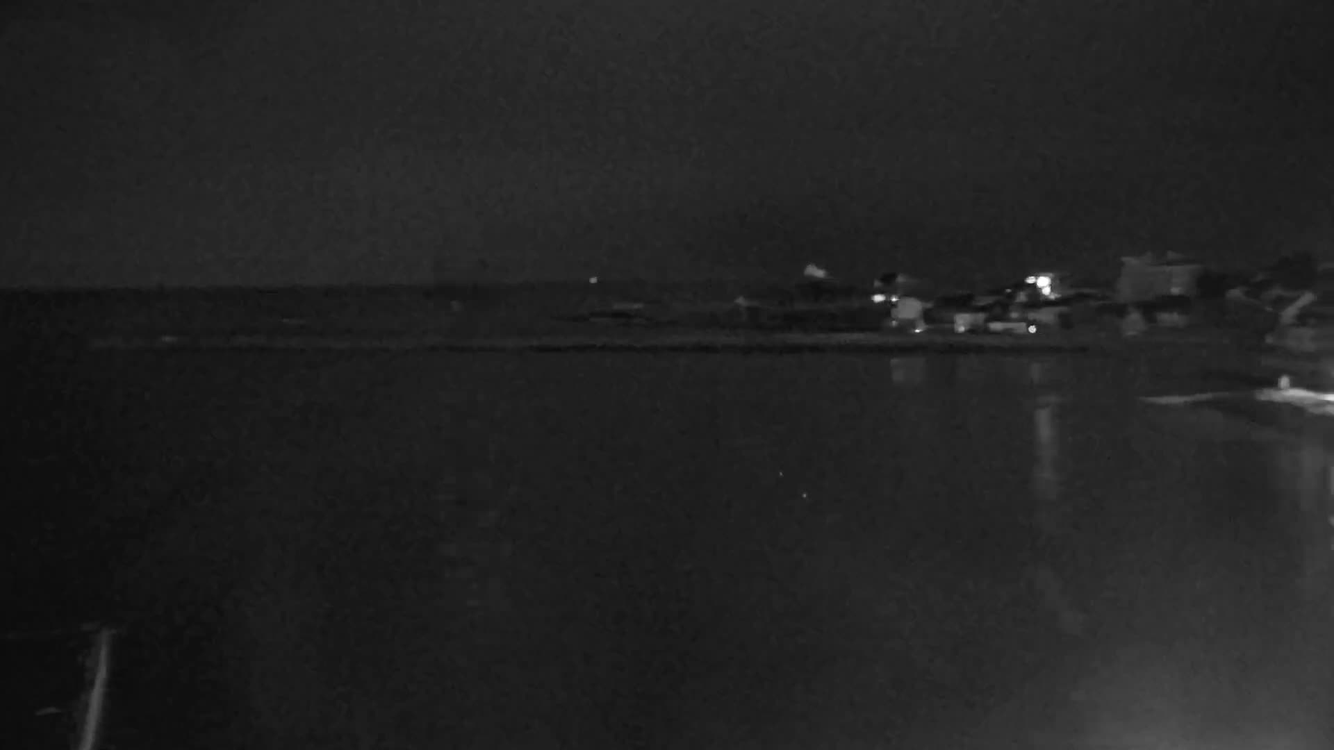 Roscoff City Port & Beach Live Cam - Morlaix, Finistère, Bretagne, France