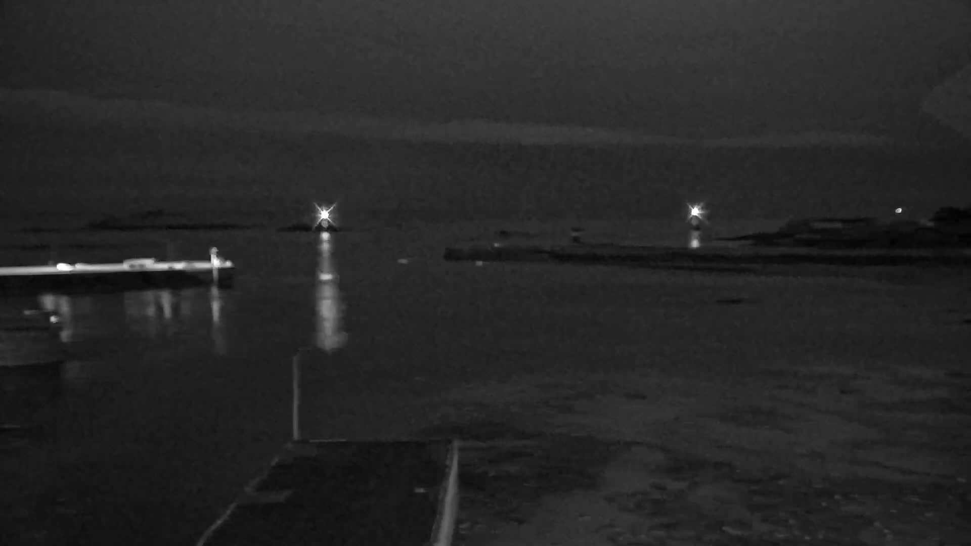 Roscoff City Port & Beach Live Cam - Morlaix, Finistère, Bretagne, France