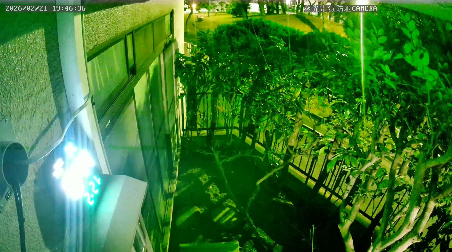 Tokyo, Yazaike, Adachi Kuritsu Midamae Park from Indoor ( 東京・谷在家・足立区立御大前公園東方向 ) Live Cam - 1 Chome, Yazaike, Adachi-ku, Tokyo, Kanto, Honshu, Japan