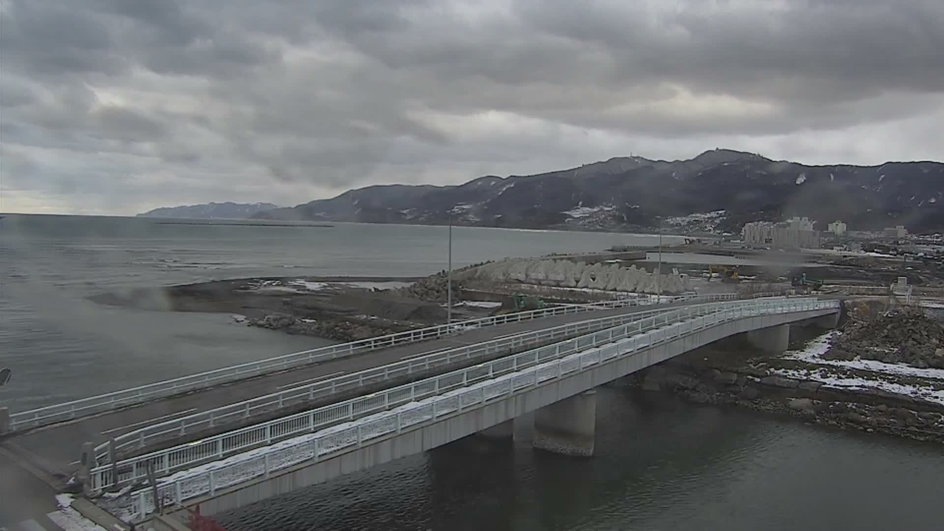 Ishikawa, Wajima City towards South&East View & Kawaharata River ( 石川県輪島市、南側の景色と川原田川方面 ) PTZ Live Cam  - Shimomachi, Fugeshimachi, Wajima, Ishikawa, Chūbu, Honshu, Japan