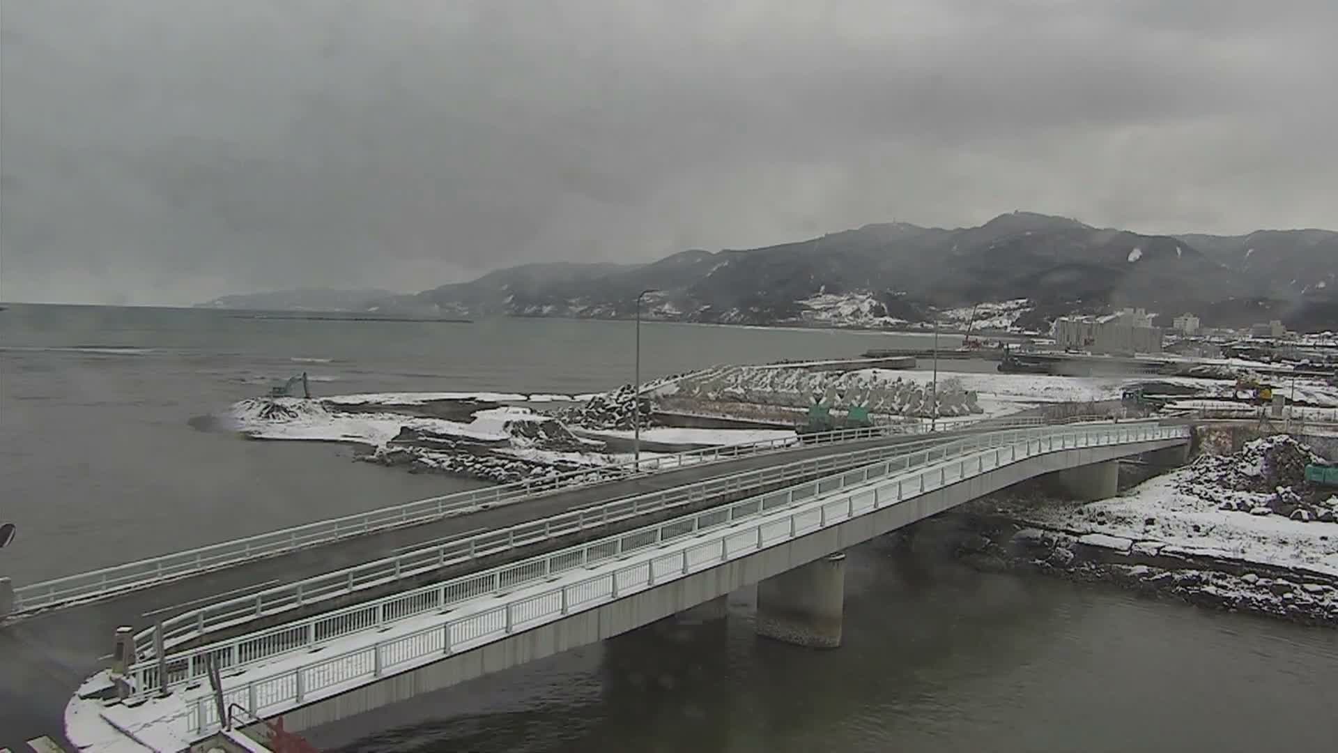 Ishikawa, Wajima City towards South&East View & Kawaharata River ( 石川県輪島市、南側の景色と川原田川方面 ) PTZ Live Cam  - Shimomachi, Fugeshimachi, Wajima, Ishikawa, Chūbu, Honshu, Japan