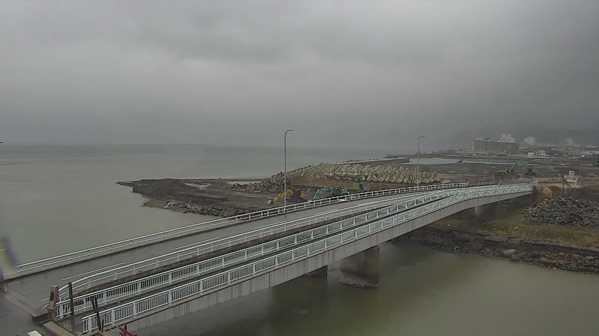 Ishikawa, Wajima City towards South&East View & Kawaharata River ( 石川県輪島市、南側の景色と川原田川方面 ) PTZ Live Cam  - Shimomachi, Fugeshimachi, Wajima, Ishikawa, Chūbu, Honshu, Japan