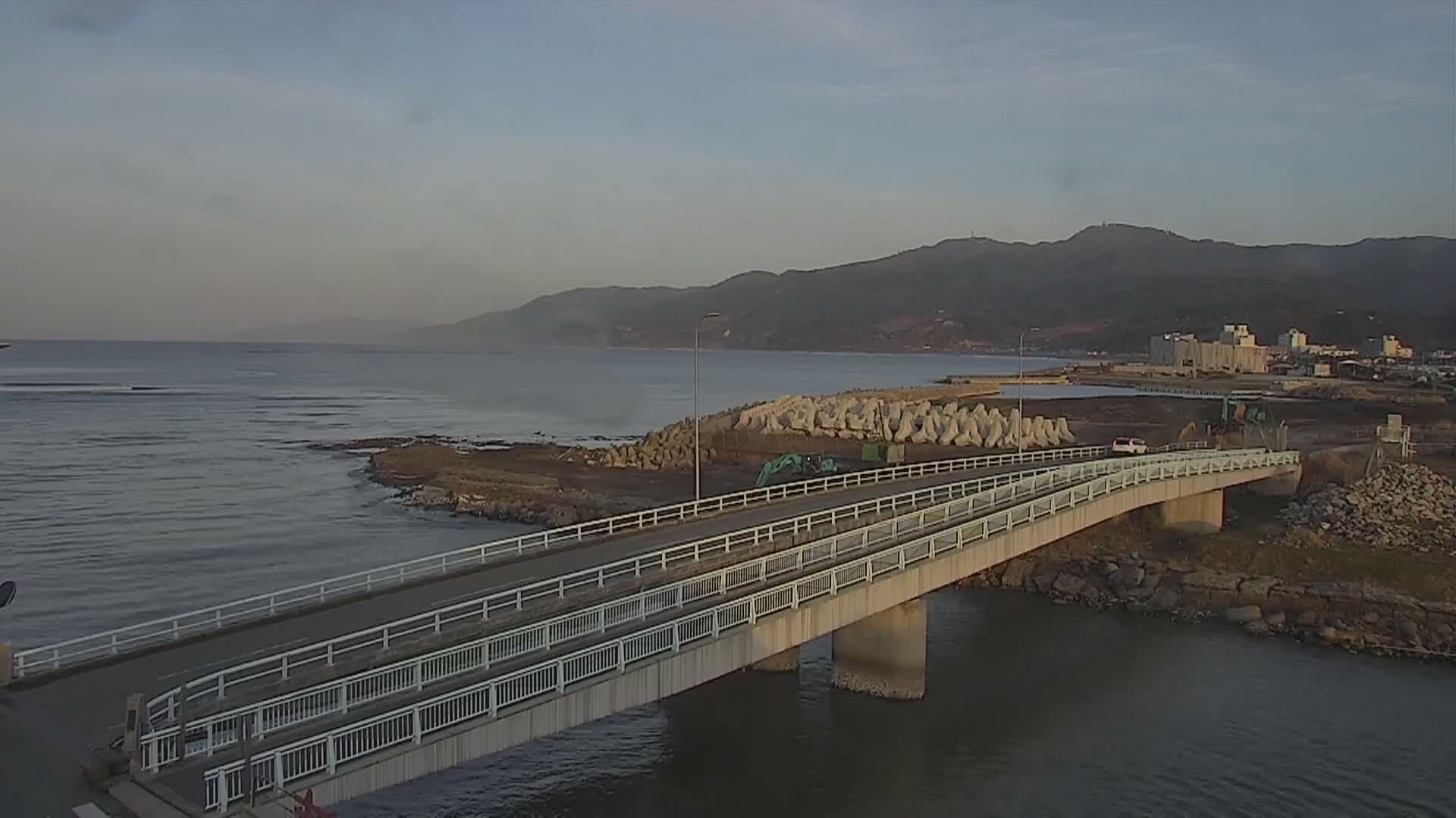 Ishikawa, Wajima City towards South&East View & Kawaharata River ( 石川県輪島市、南側の景色と川原田川方面 ) PTZ Live Cam  - Shimomachi, Fugeshimachi, Wajima, Ishikawa, Chūbu, Honshu, Japan
