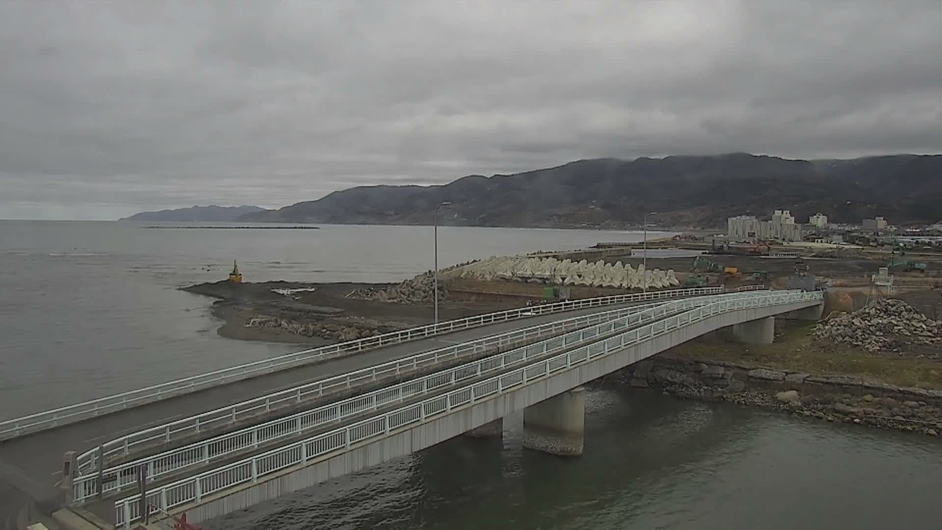 Ishikawa, Wajima City towards South&East View & Kawaharata River ( 石川県輪島市、南側の景色と川原田川方面 ) PTZ Live Cam  - Shimomachi, Fugeshimachi, Wajima, Ishikawa, Chūbu, Honshu, Japan