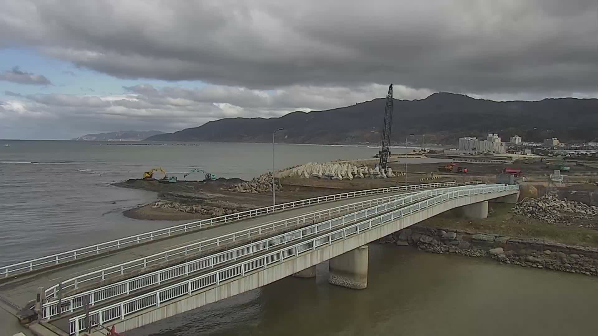 Ishikawa, Wajima City towards South&East View & Kawaharata River ( 石川県輪島市、南側の景色と川原田川方面 ) PTZ Live Cam  - Shimomachi, Fugeshimachi, Wajima, Ishikawa, Chūbu, Honshu, Japan