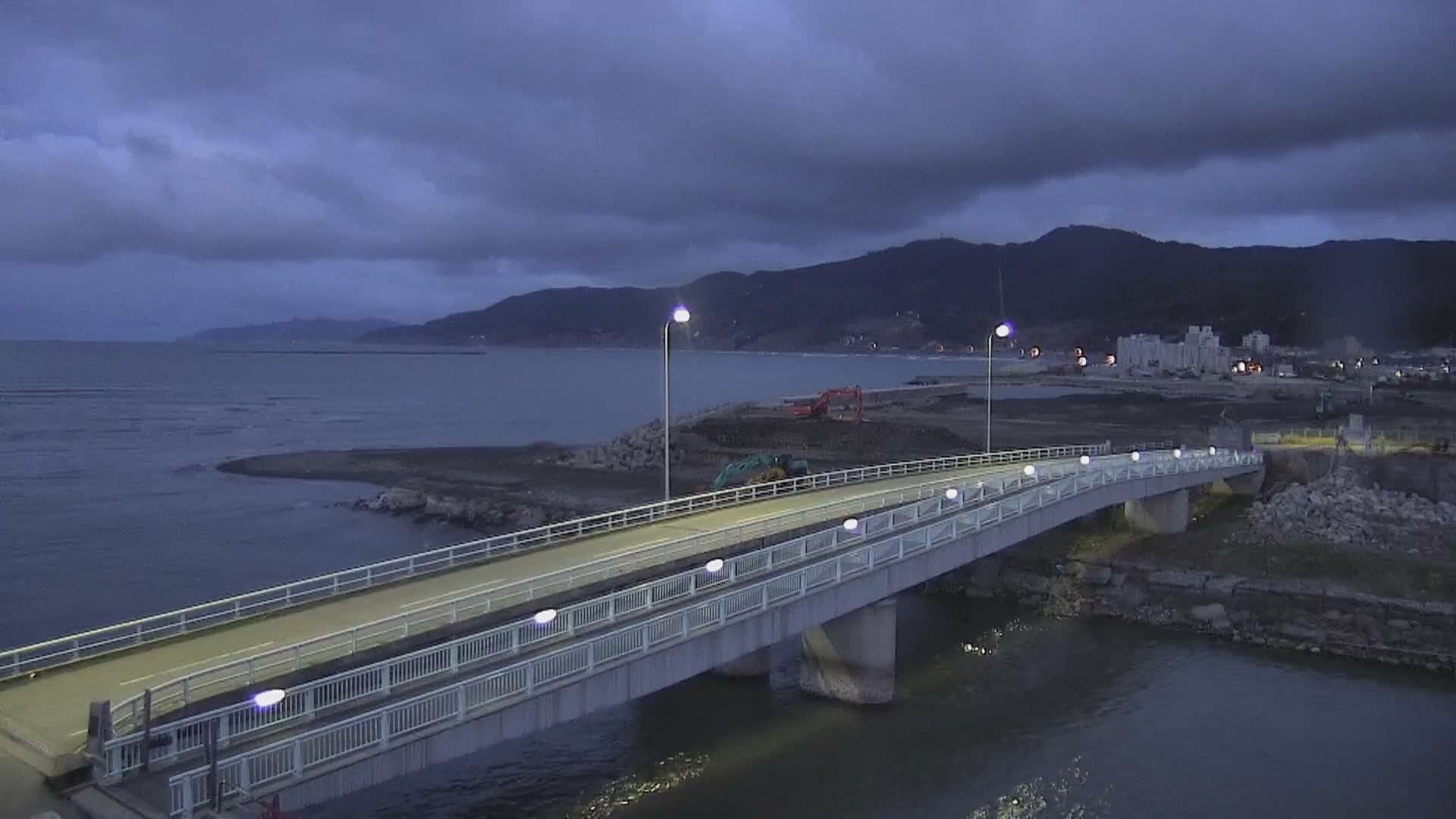 Ishikawa, Wajima City towards South&East View & Kawaharata River ( 石川県輪島市、南側の景色と川原田川方面 ) PTZ Live Cam  - Shimomachi, Fugeshimachi, Wajima, Ishikawa, Chūbu, Honshu, Japan