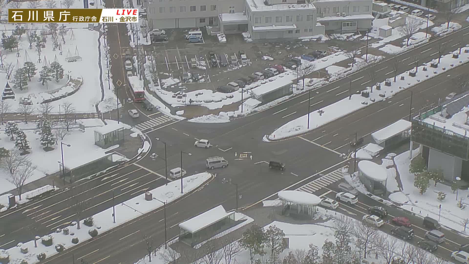 Ishikawa, Kanazawa Prefectural Office / Chuo Hospital Intersection ( 石川県金沢県庁・中央病院交差点 ) Live Cam - 1 Chome, Kuratsuki, Kanazawa, Ishikawa, Chūbu, Honshu, Japan
