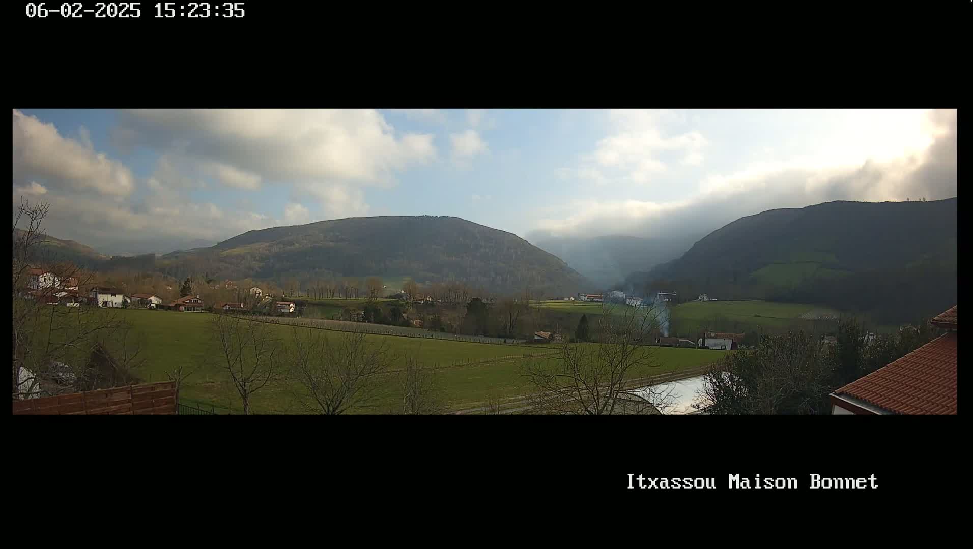 Itxassou Village Live Cam - Bayonne, Pyrénées-Atlantiques, Nouvelle-Aquitaine, France