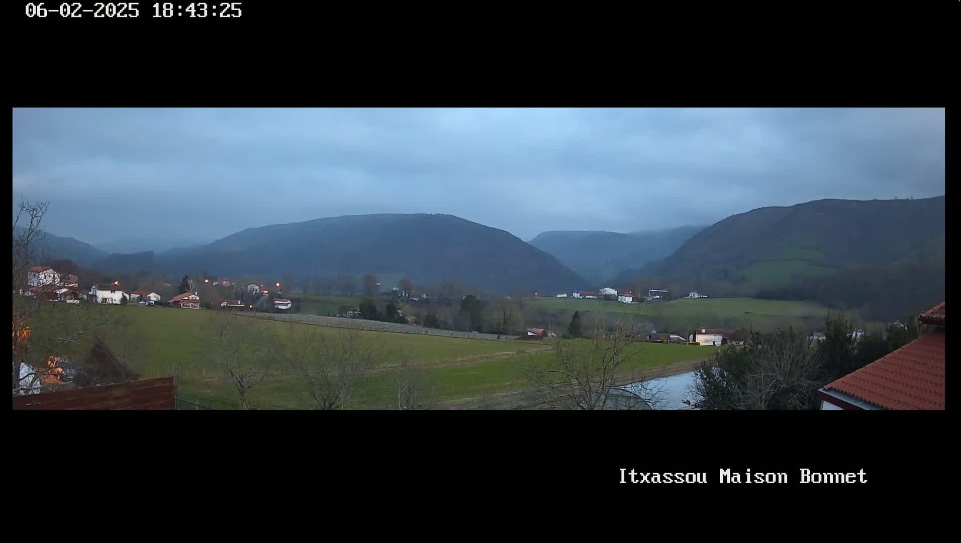 Itxassou Village Live Cam - Bayonne, Pyrénées-Atlantiques, Nouvelle-Aquitaine, France