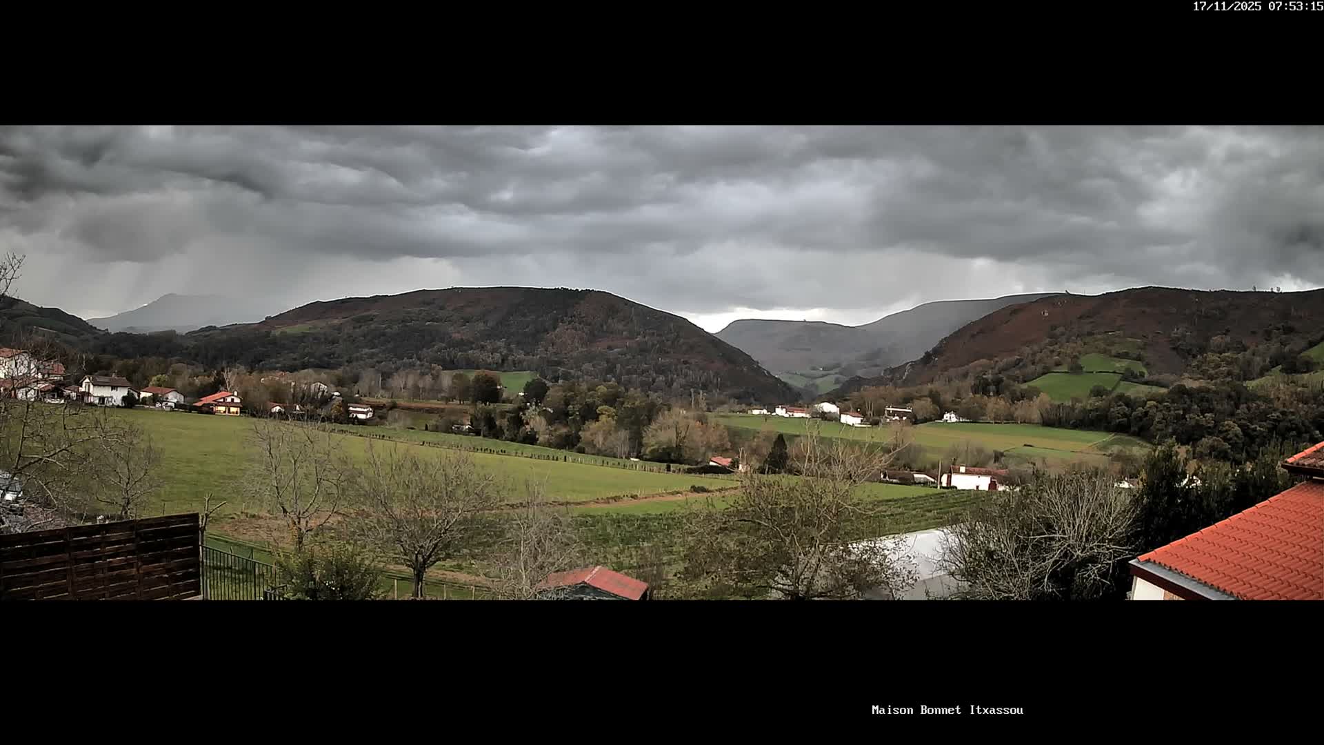 Itxassou Village Live Cam - Bayonne, Pyrénées-Atlantiques, Nouvelle-Aquitaine, France