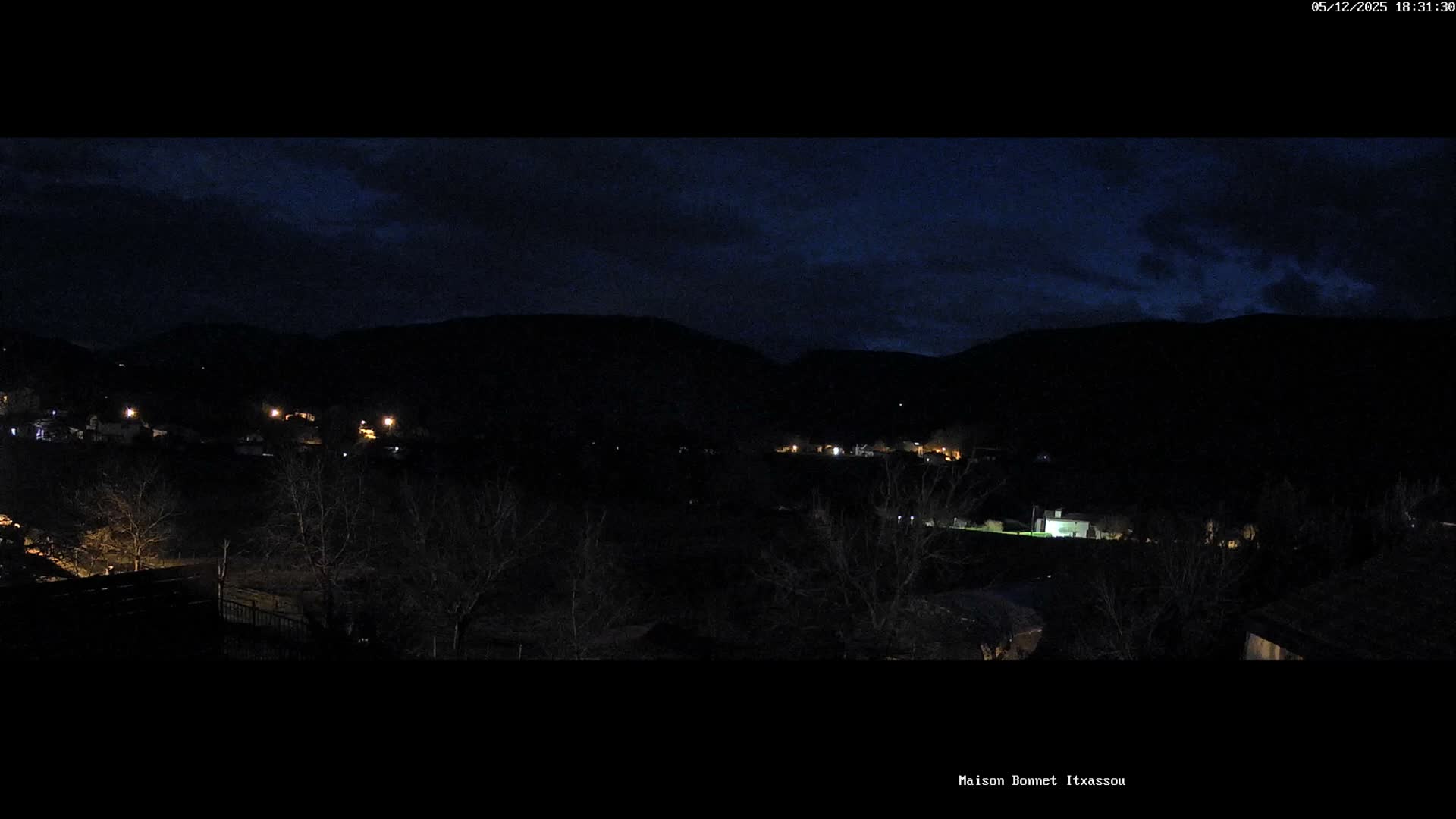 Itxassou Village Live Cam - Bayonne, Pyrénées-Atlantiques, Nouvelle-Aquitaine, France