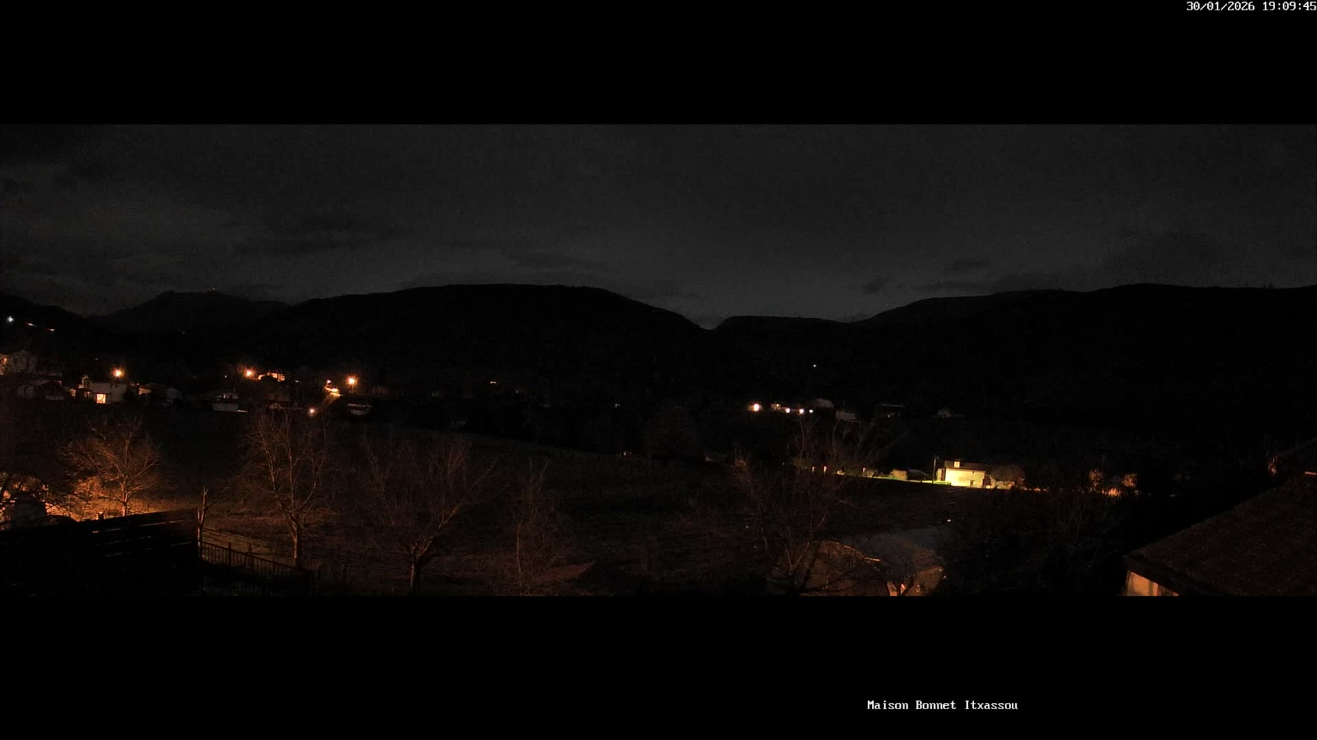 Itxassou Village Live Cam - Bayonne, Pyrénées-Atlantiques, Nouvelle-Aquitaine, France