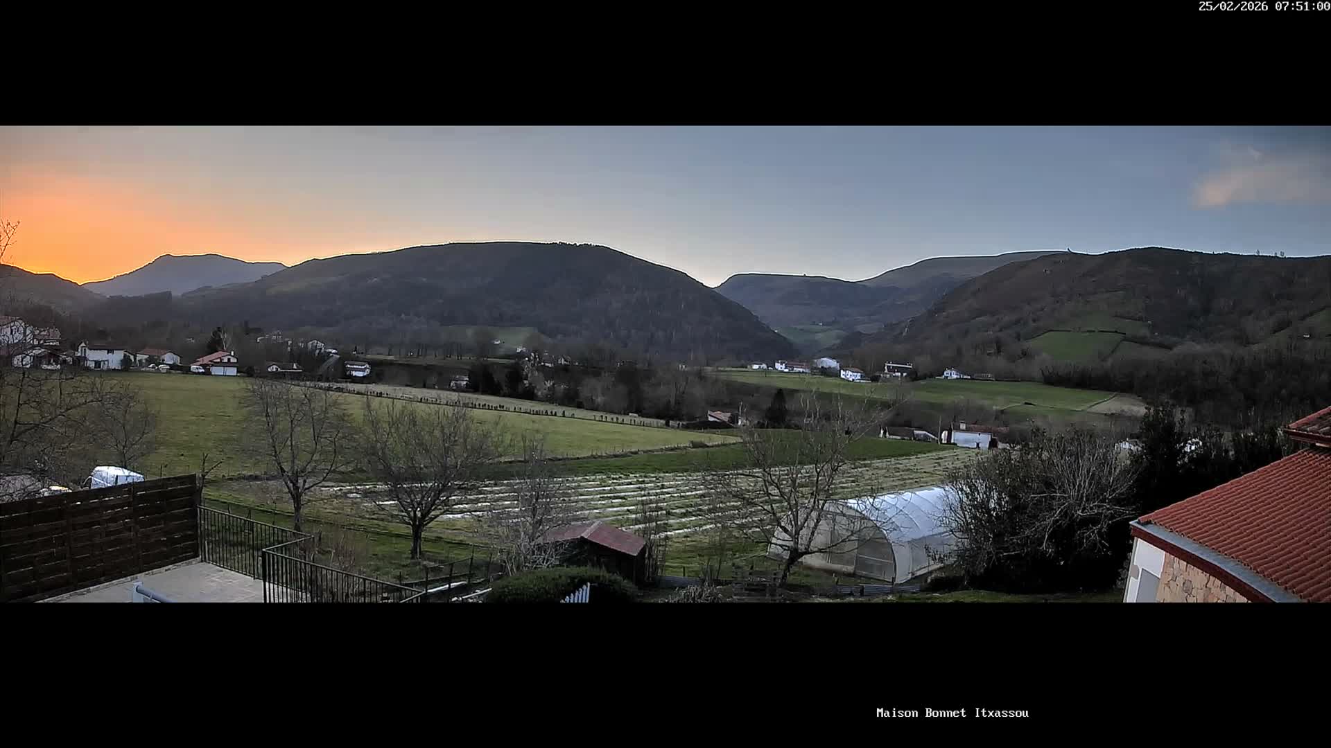 Itxassou Village Live Cam - Bayonne, Pyrénées-Atlantiques, Nouvelle-Aquitaine, France