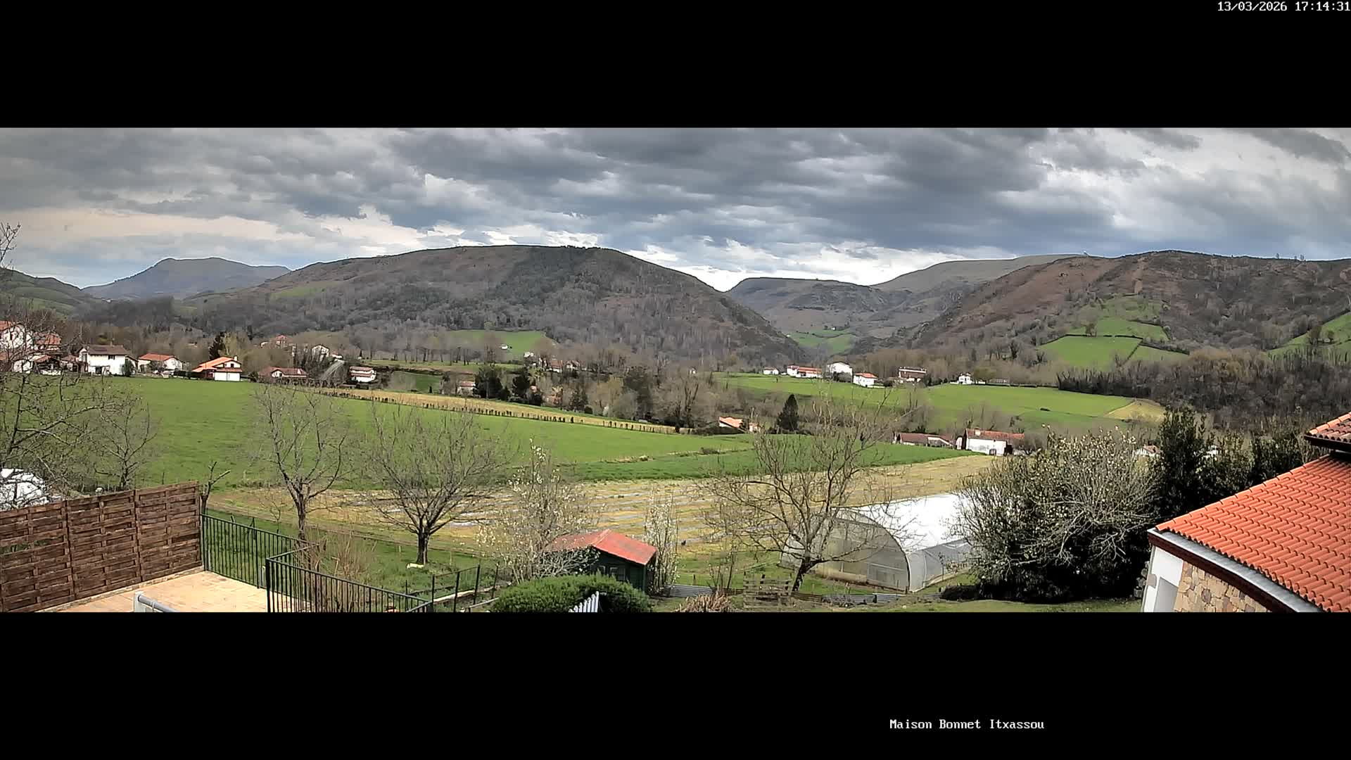 Itxassou Village Live Cam - Bayonne, Pyrénées-Atlantiques, Nouvelle-Aquitaine, France