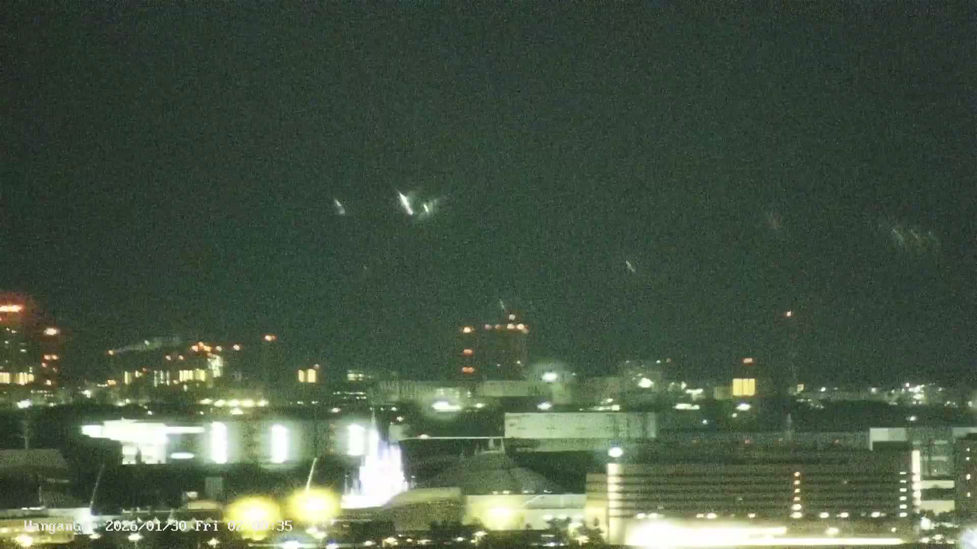 Tokyo,  Surround from Chuo-ku ,Disneyland ,Bridges, Airportes, Tokyo Bay, Industriy Areas, Seaports, Sycrapers   ( 東京周辺、ディズニーランド、橋、空港、東京湾、工業地帯、港、シクラメン、周辺 )  Surround PTZ  Live Cam - 1 Chome, Ariake, Koto-ku, Tokyo, Kantō, Honshu, Japan