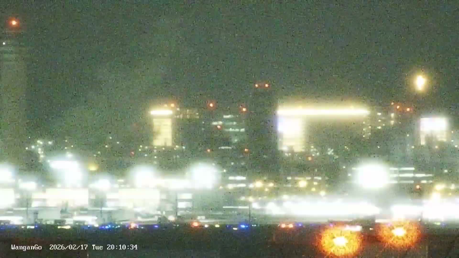 Tokyo,  Surround from Chuo-ku ,Disneyland ,Bridges, Airportes, Tokyo Bay, Industriy Areas, Seaports, Sycrapers   ( 東京周辺、ディズニーランド、橋、空港、東京湾、工業地帯、港、シクラメン、周辺 )  Surround PTZ  Live Cam - 1 Chome, Ariake, Koto-ku, Tokyo, Kantō, Honshu, Japan