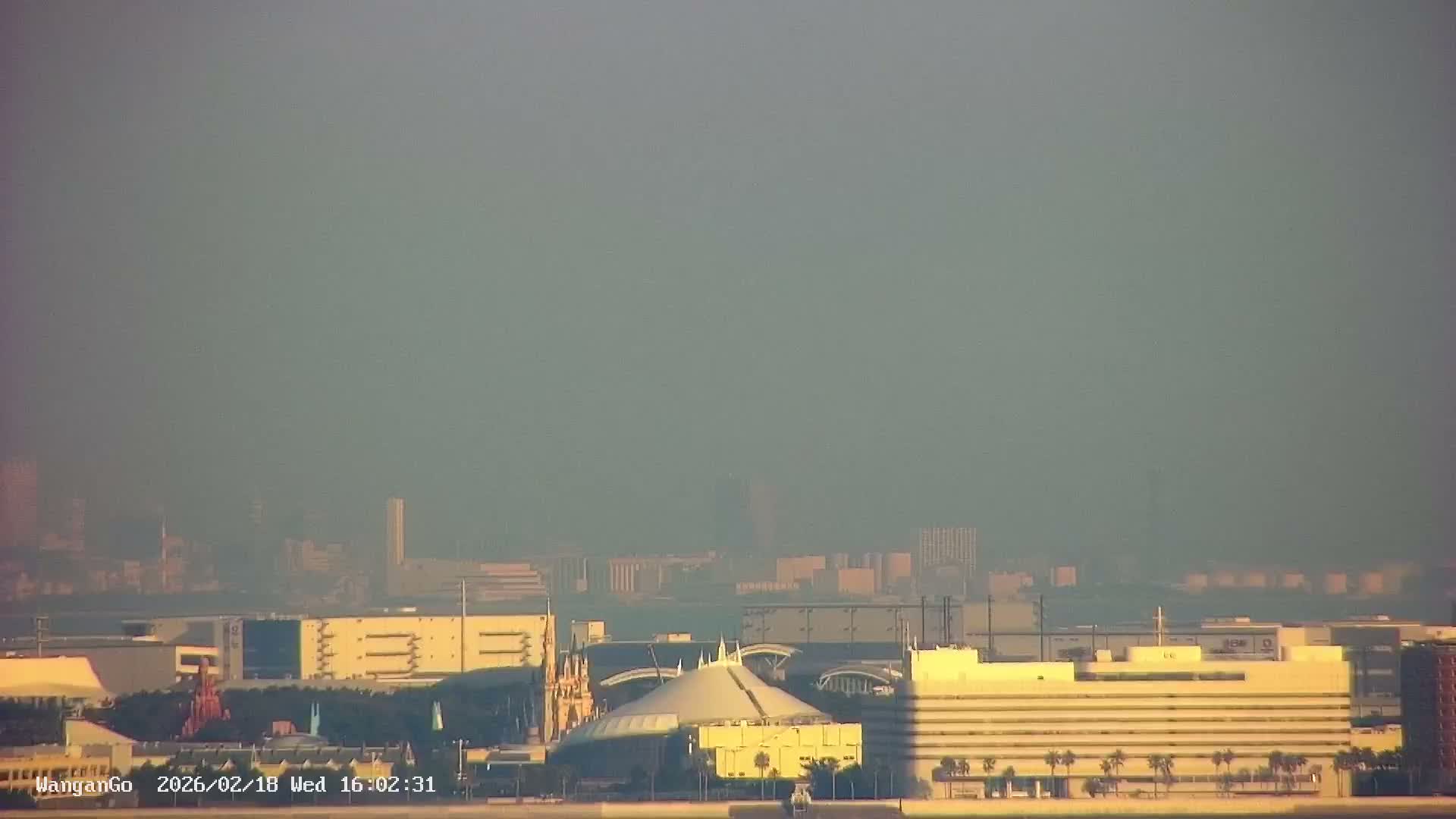 Tokyo,  Surround from Chuo-ku ,Disneyland ,Bridges, Airportes, Tokyo Bay, Industriy Areas, Seaports, Sycrapers   ( 東京周辺、ディズニーランド、橋、空港、東京湾、工業地帯、港、シクラメン、周辺 )  Surround PTZ  Live Cam - 1 Chome, Ariake, Koto-ku, Tokyo, Kantō, Honshu, Japan