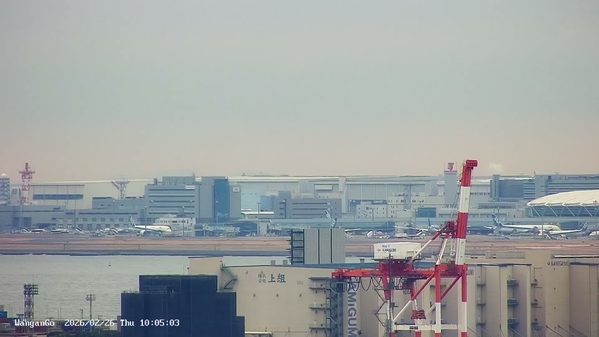 Tokyo,  Surround from Chuo-ku ,Disneyland ,Bridges, Airportes, Tokyo Bay, Industriy Areas, Seaports, Sycrapers   ( 東京周辺、ディズニーランド、橋、空港、東京湾、工業地帯、港、シクラメン、周辺 )  Surround PTZ  Live Cam - 1 Chome, Ariake, Koto-ku, Tokyo, Kantō, Honshu, Japan