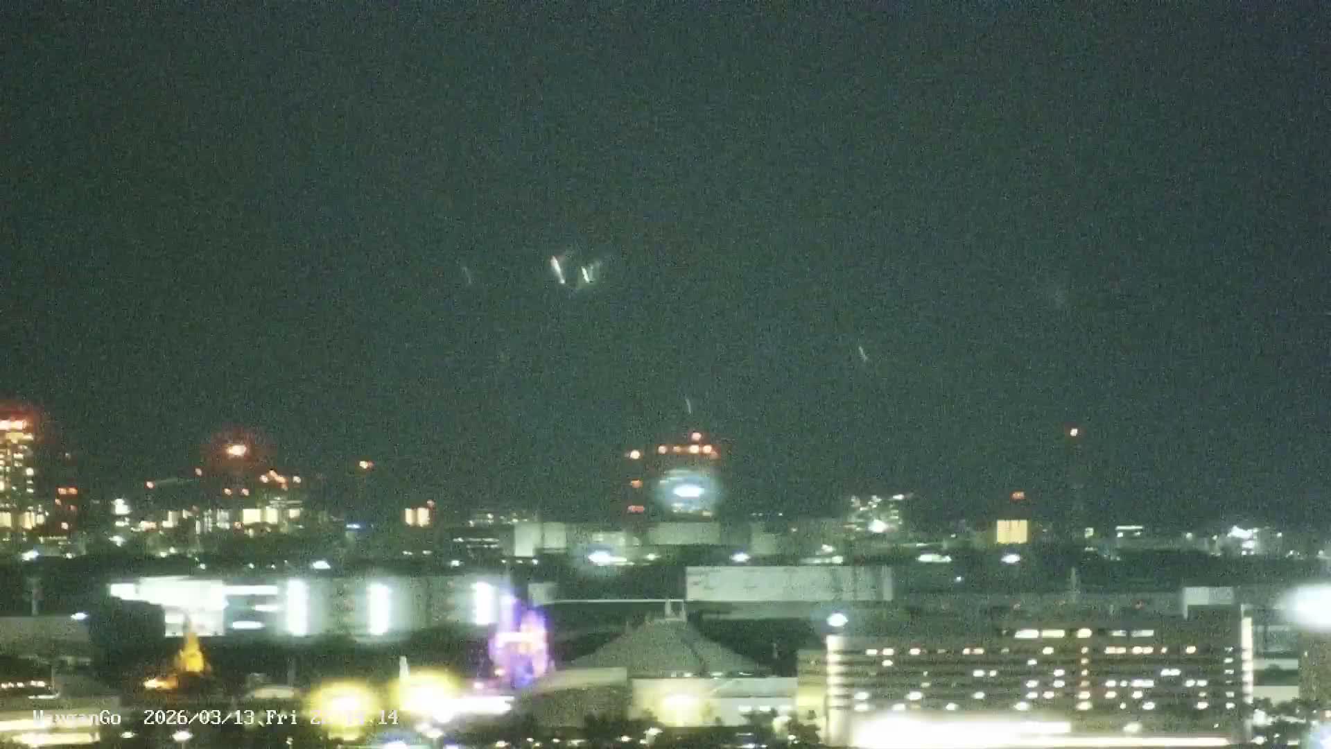 Tokyo,  Surround from Chuo-ku ,Disneyland ,Bridges, Airportes, Tokyo Bay, Industriy Areas, Seaports, Sycrapers   ( 東京周辺、ディズニーランド、橋、空港、東京湾、工業地帯、港、シクラメン、周辺 )  Surround PTZ  Live Cam - 1 Chome, Ariake, Koto-ku, Tokyo, Kantō, Honshu, Japan