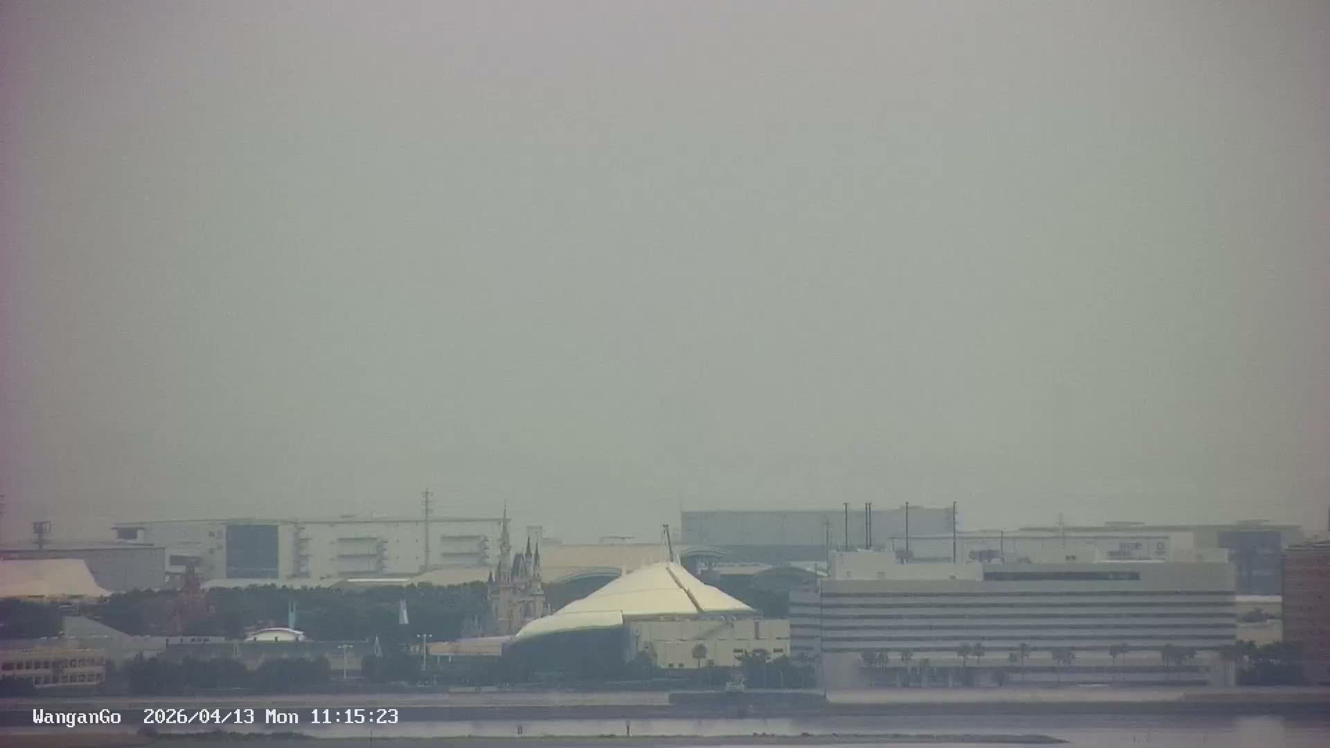 Tokyo,  Surround from Chuo-ku ,Disneyland ,Bridges, Airportes, Tokyo Bay, Industriy Areas, Seaports, Sycrapers   ( 東京周辺、ディズニーランド、橋、空港、東京湾、工業地帯、港、シクラメン、周辺 )  Surround PTZ  Live Cam - 1 Chome, Ariake, Koto-ku, Tokyo, Kantō, Honshu, Japan