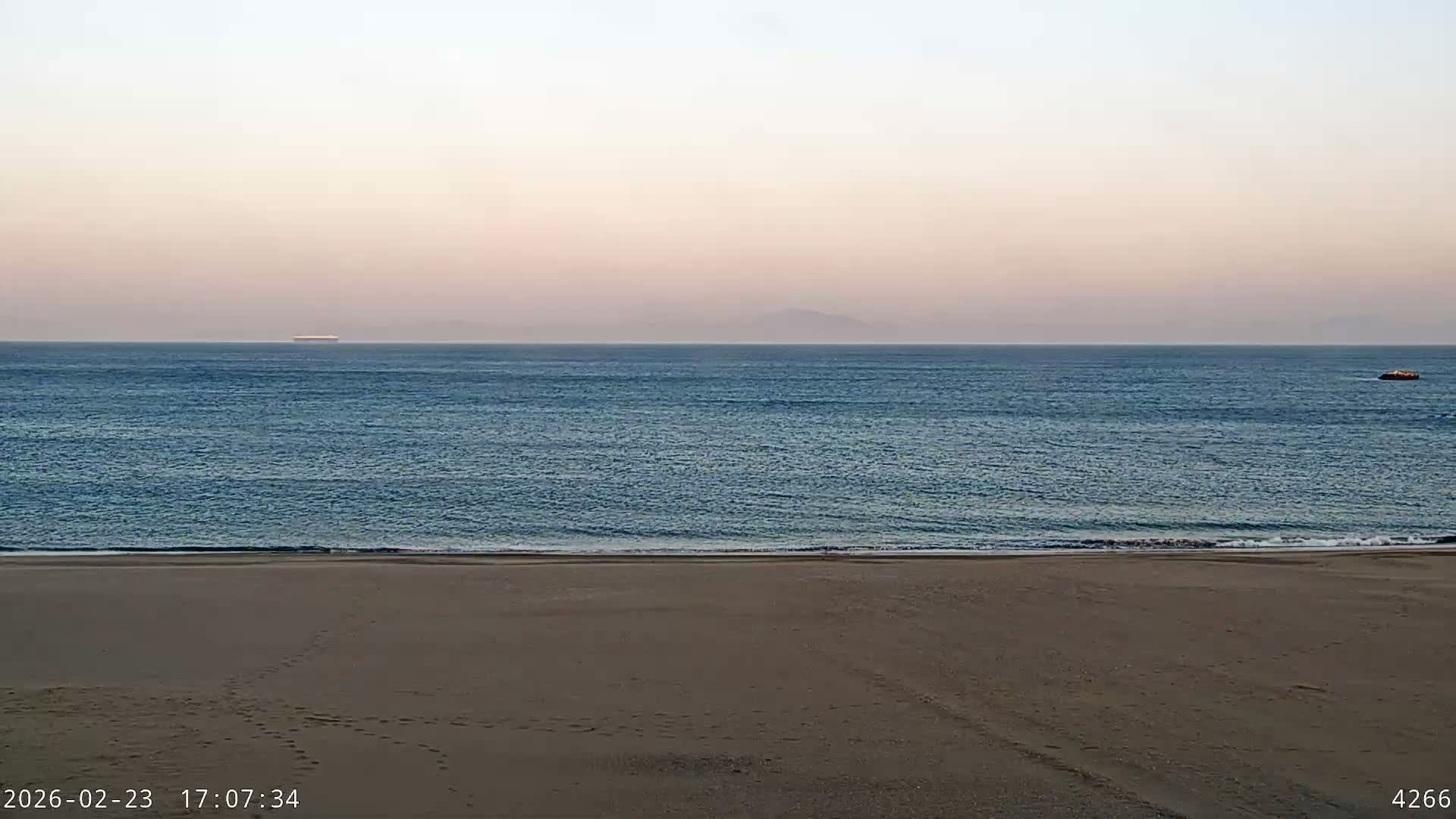 Kanagawa, Miura, Miura Beach  ( 神奈川、三浦、三浦海岸 ) Live Cam - Kamimiyada, Minamishitauramachi, Miura, Kanagawa, Kanto, Honshu, Japan