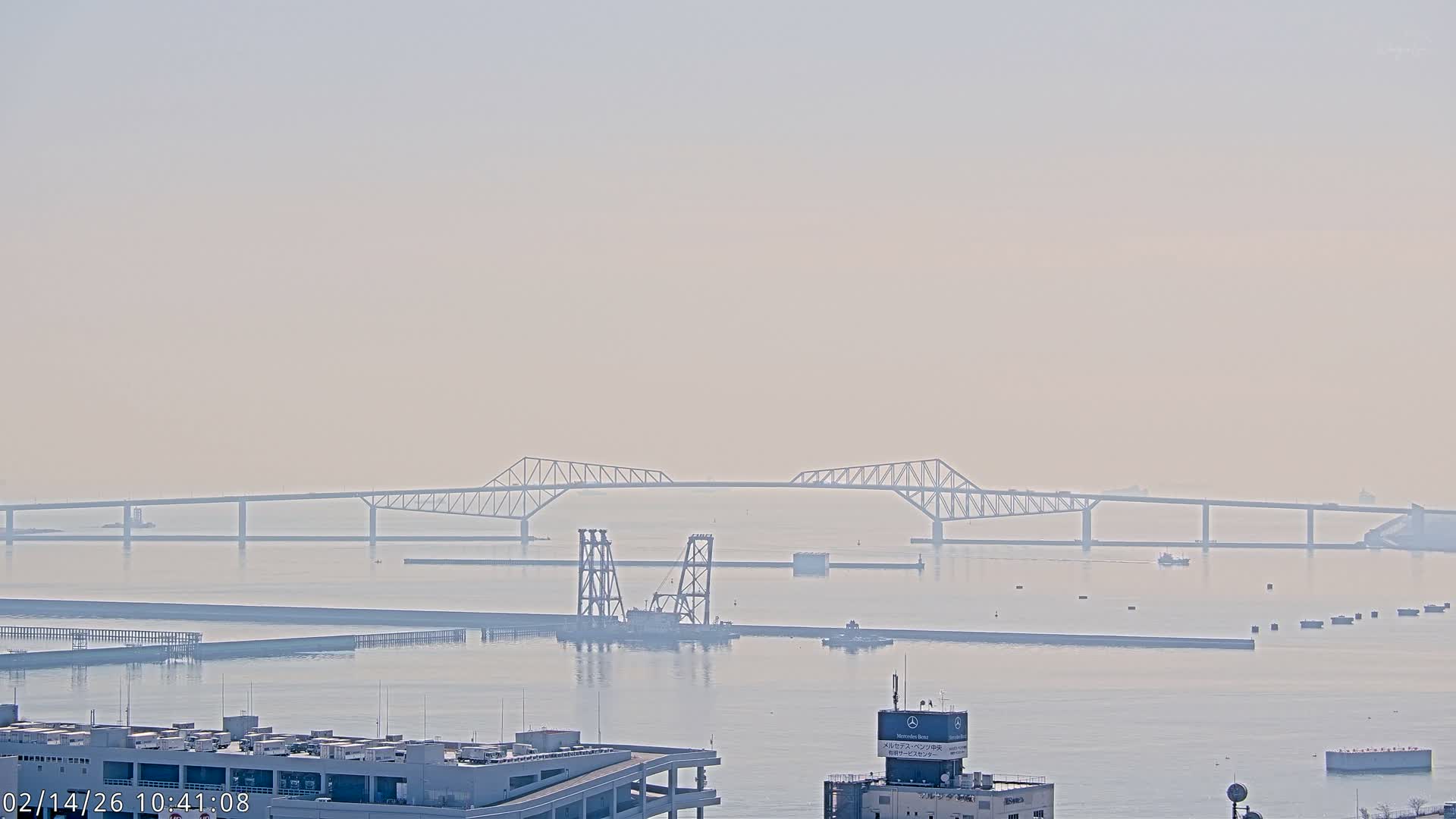 Tokyo,  Gate Bridge & Tokyo Port Inner Harbor ( 東京、ゲートブリッジ、東京港内港 ) Live Cam -1 Chome, Ariake, Koto, Tokyo, Kantō, Honshu, Japan