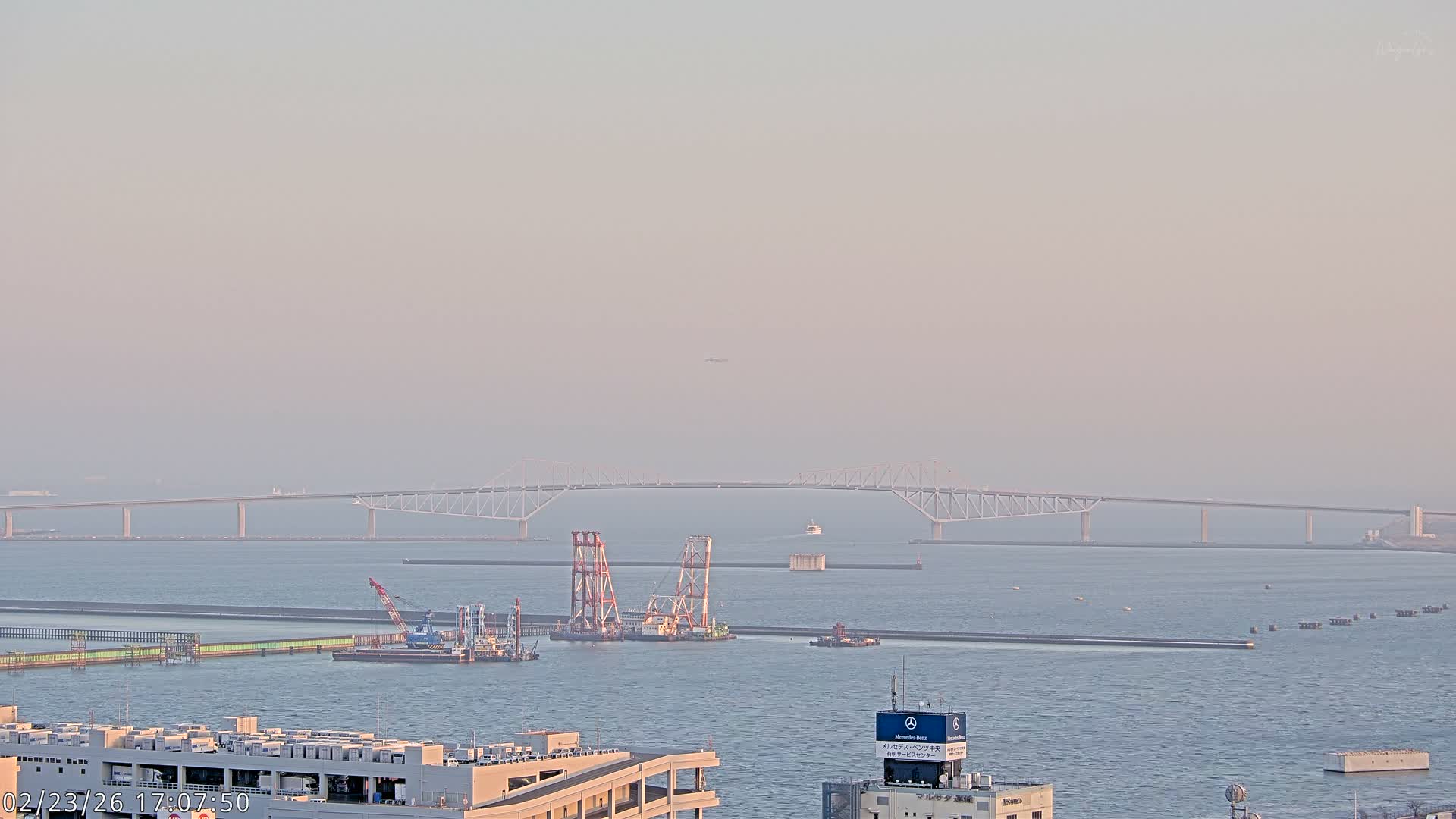 Tokyo,  Gate Bridge & Tokyo Port Inner Harbor ( 東京、ゲートブリッジ、東京港内港 ) Live Cam -1 Chome, Ariake, Koto, Tokyo, Kantō, Honshu, Japan