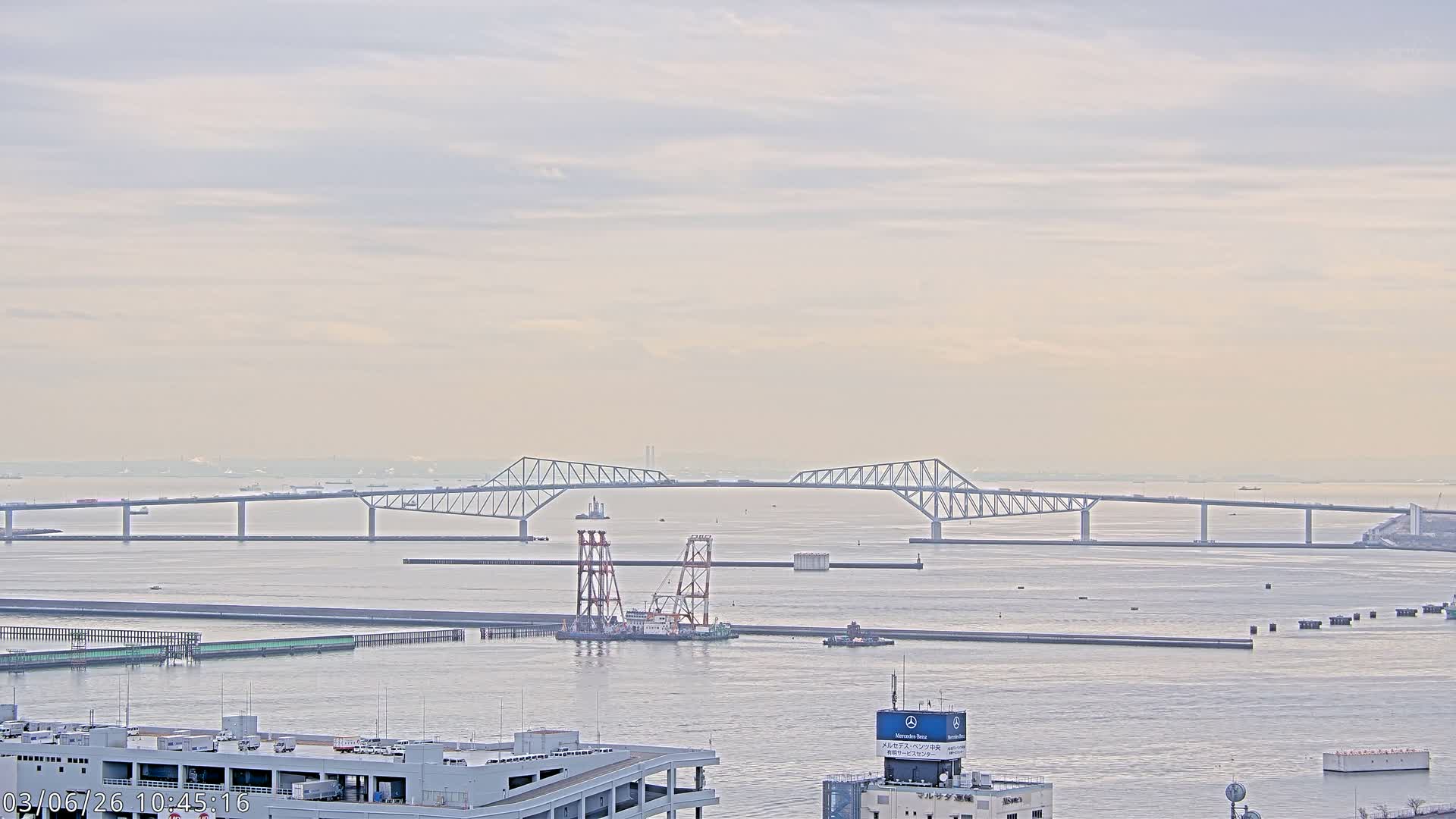 Tokyo,  Gate Bridge & Tokyo Port Inner Harbor ( 東京、ゲートブリッジ、東京港内港 ) Live Cam -1 Chome, Ariake, Koto, Tokyo, Kantō, Honshu, Japan