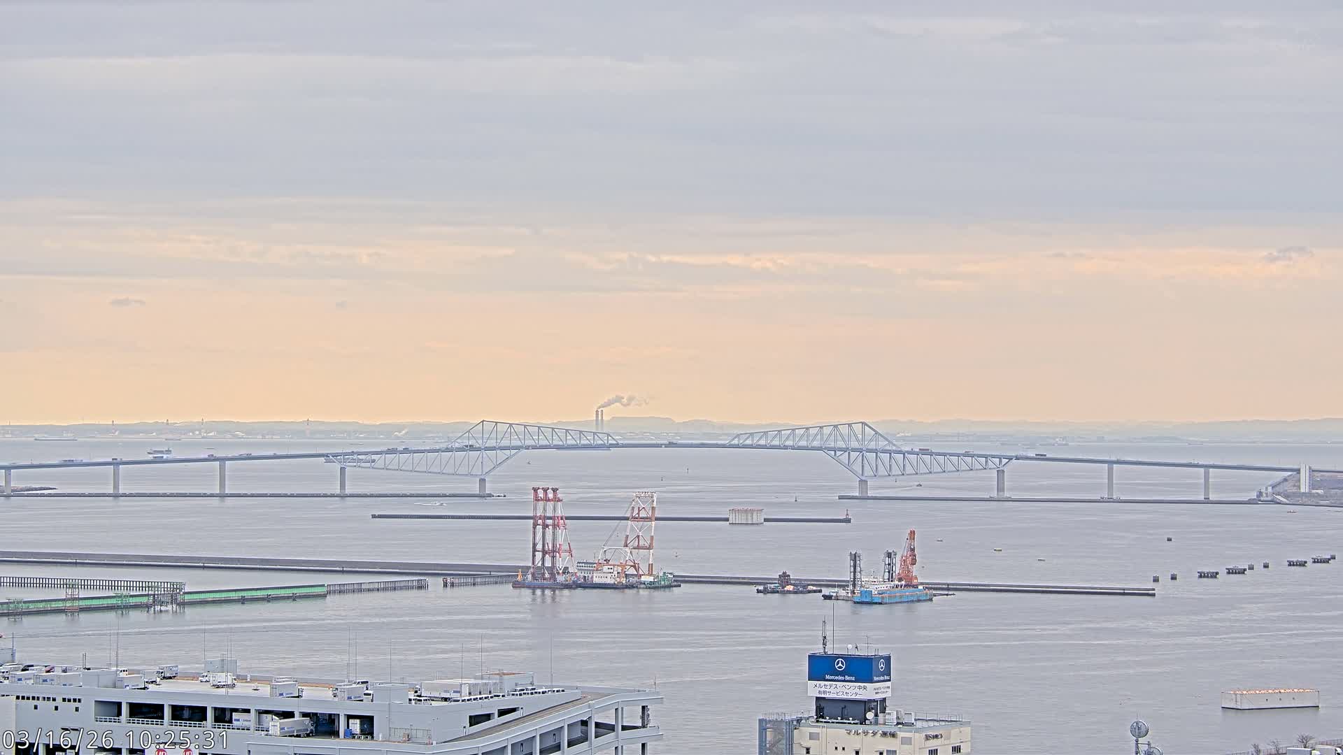 Tokyo,  Gate Bridge & Tokyo Port Inner Harbor ( 東京、ゲートブリッジ、東京港内港 ) Live Cam -1 Chome, Ariake, Koto, Tokyo, Kantō, Honshu, Japan