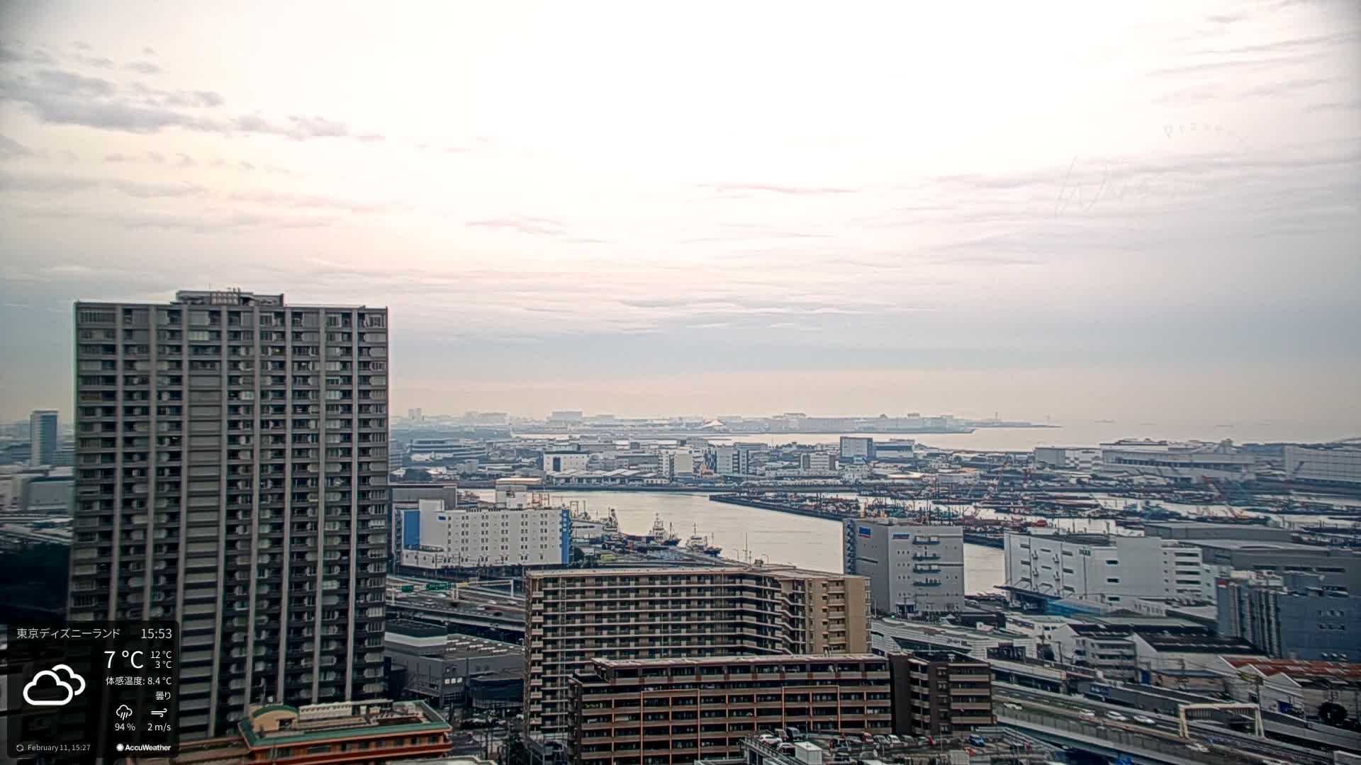 Tokyo, Tokyo Metropolitan Expressway Route B &  Koto &  Edogawa Discrict Skyline from Ariake ( 有明から見た東京、首都高B線、江東・江戸川地区のスカイライン ) Live Cam  - 1 Chome, Ariake, Koto-ku, Tokyo, Kantō, Honshu, Japan