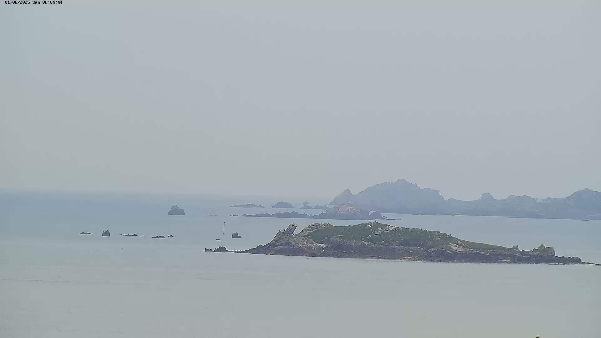 Carantec City Live Cam - Morlaix, Finistere, Bretagne, France