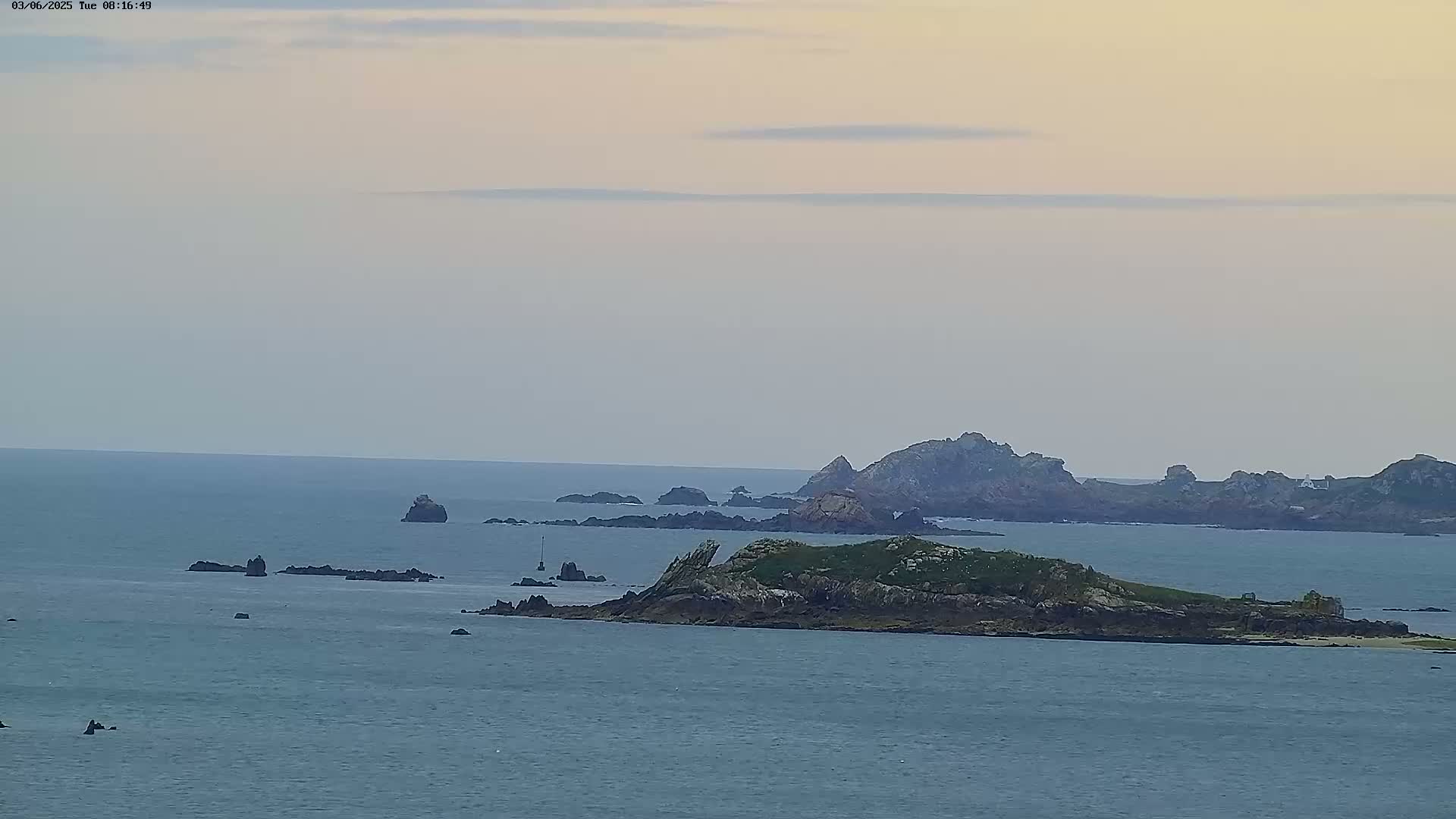 Carantec City Live Cam - Morlaix, Finistere, Bretagne, France