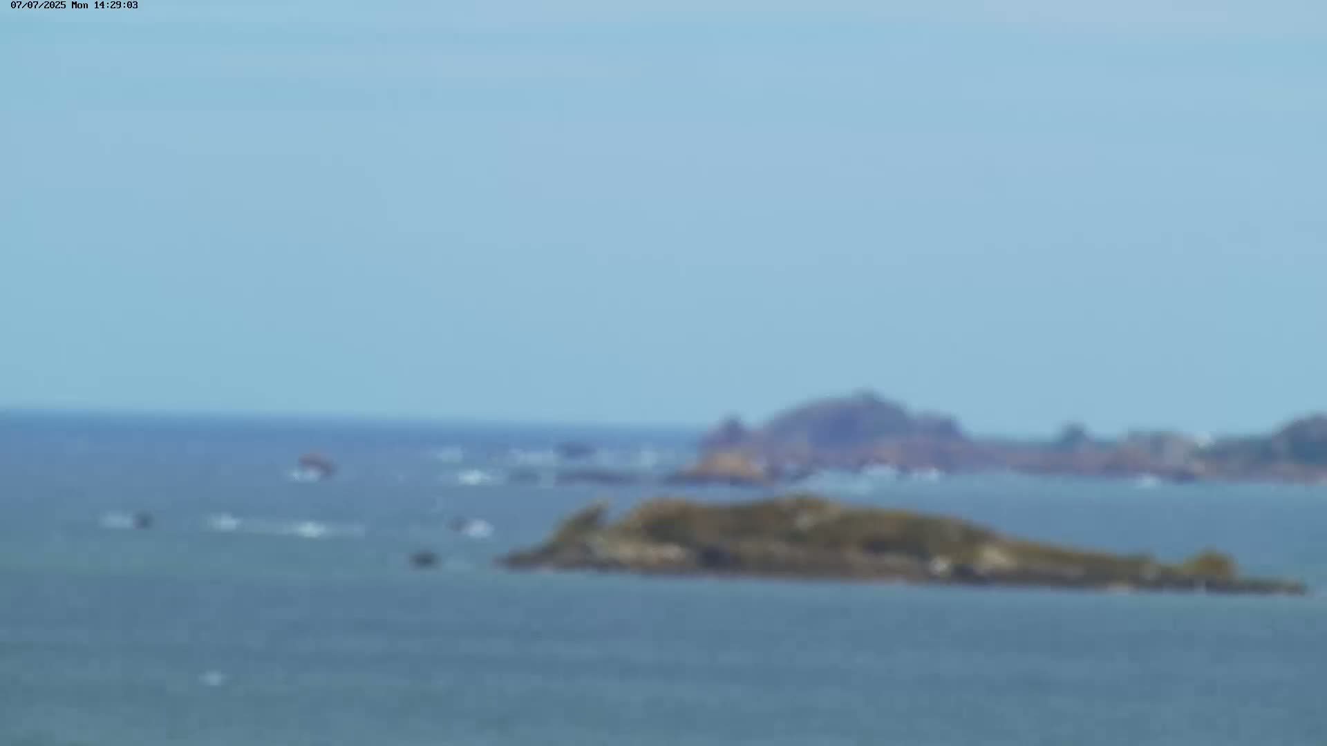 Carantec City Live Cam - Morlaix, Finistere, Bretagne, France