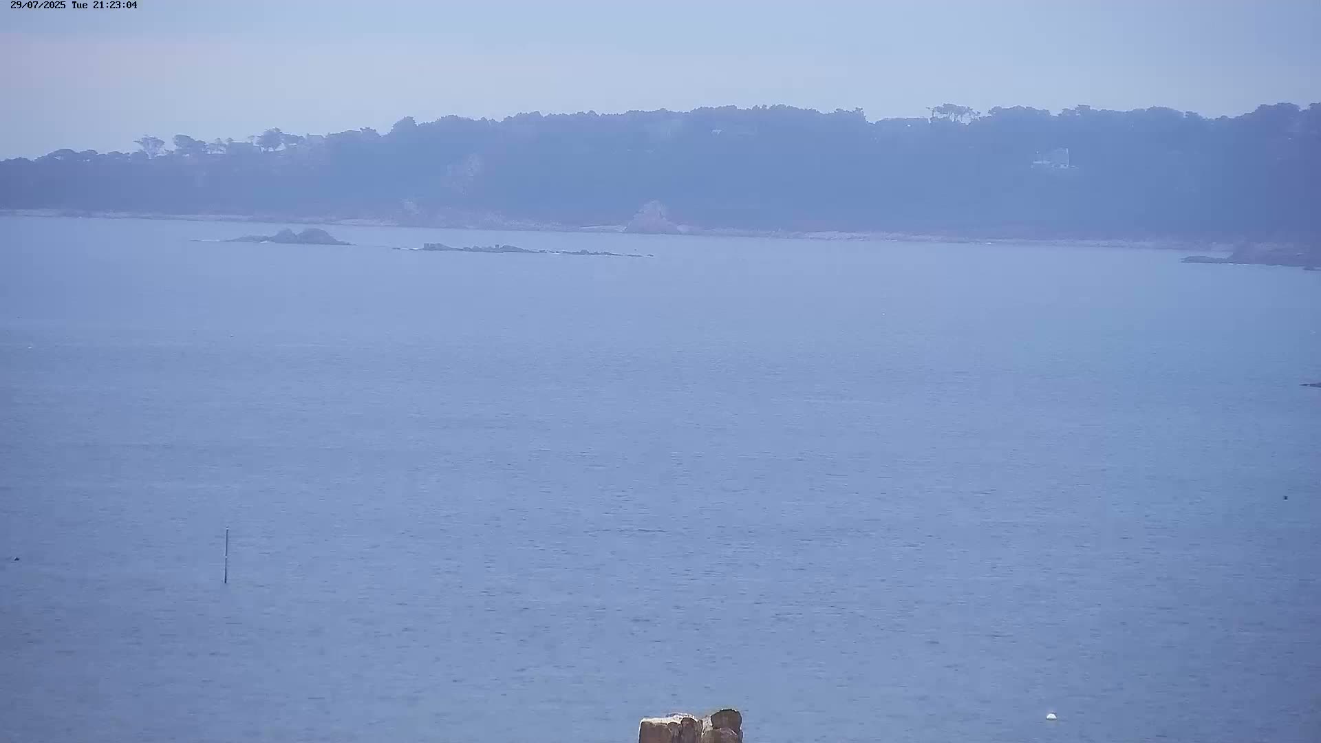 Carantec City Live Cam - Morlaix, Finistere, Bretagne, France