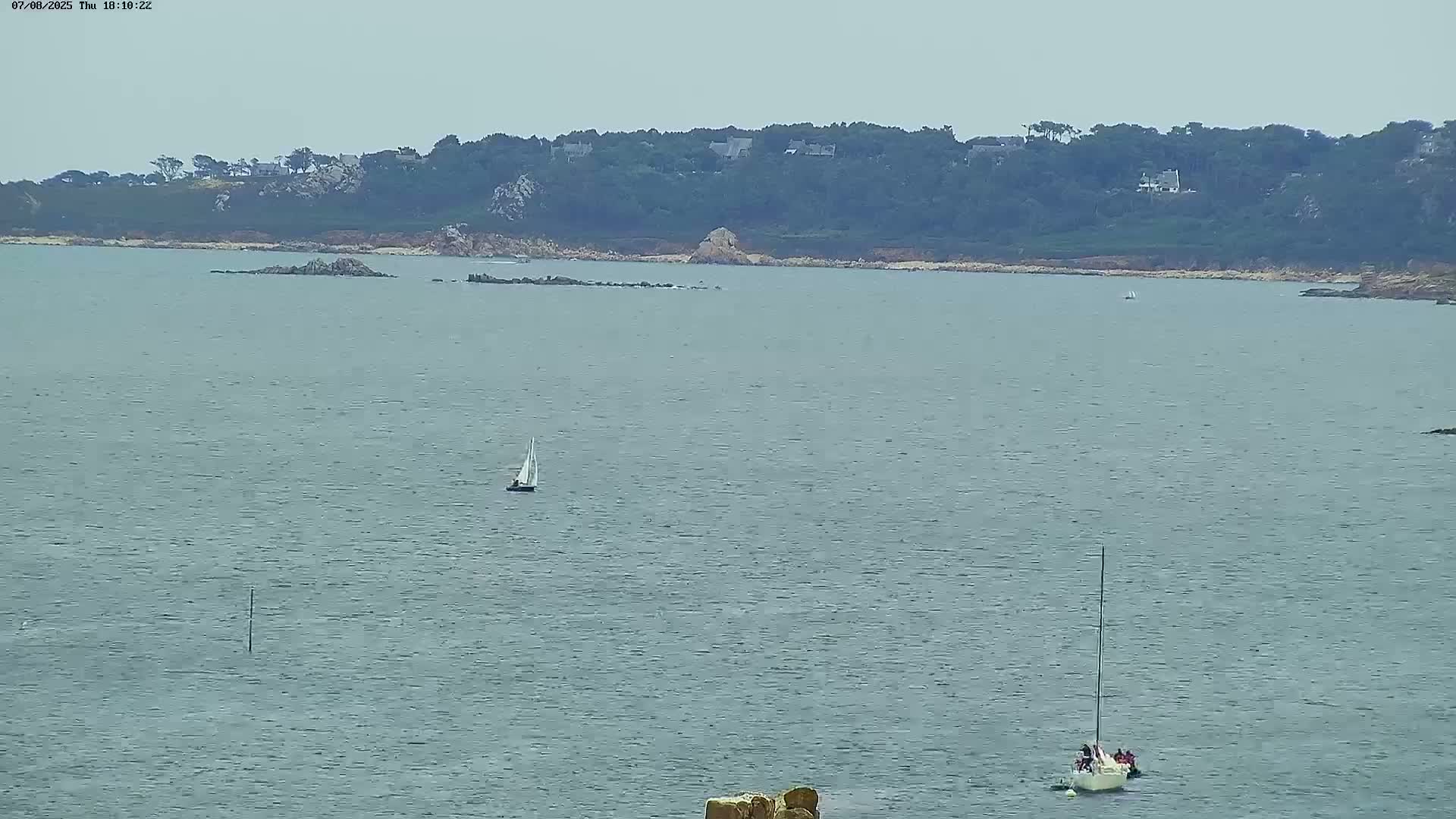 Carantec City Live Cam - Morlaix, Finistere, Bretagne, France