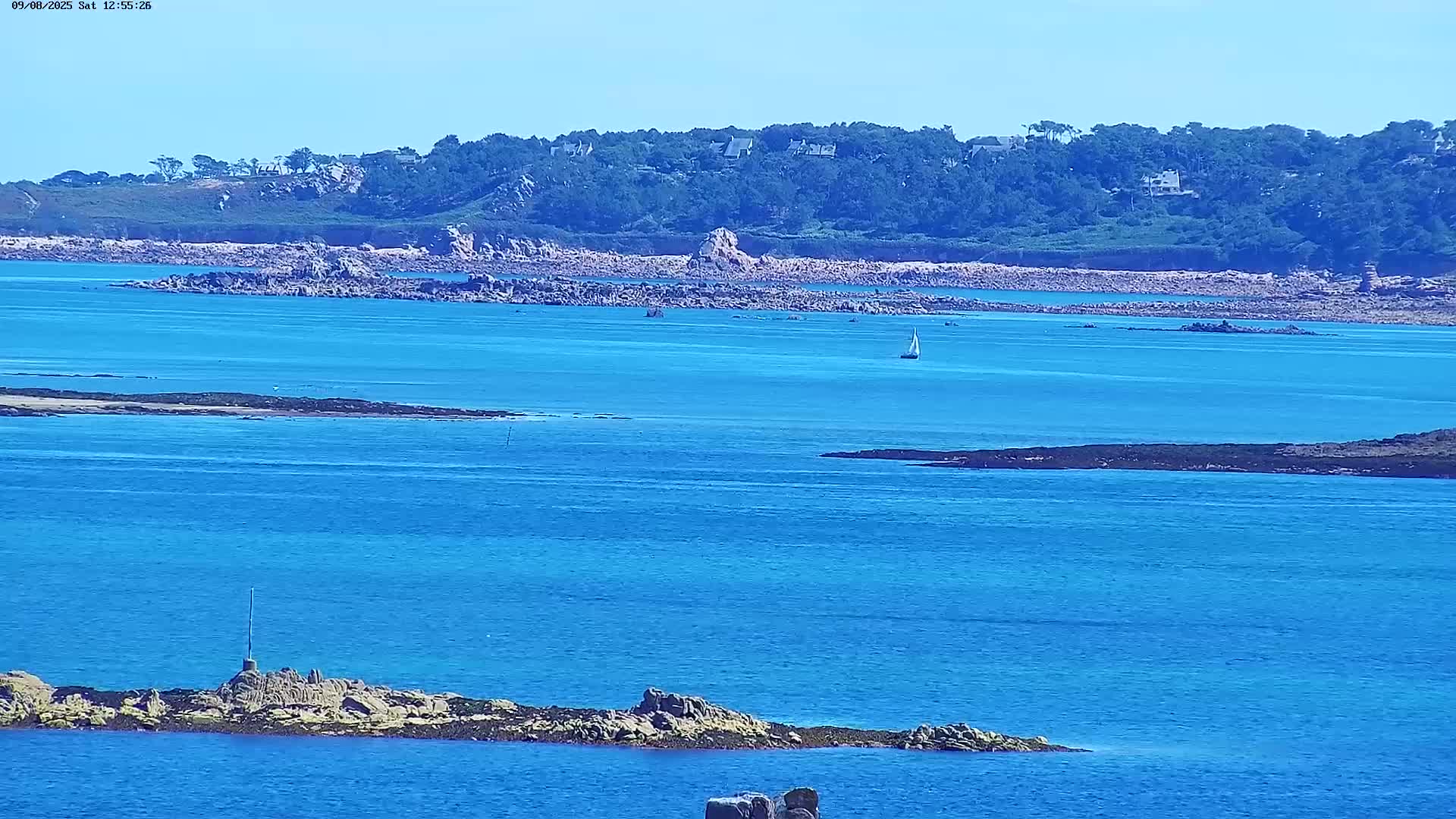 Carantec City Live Cam - Morlaix, Finistere, Bretagne, France