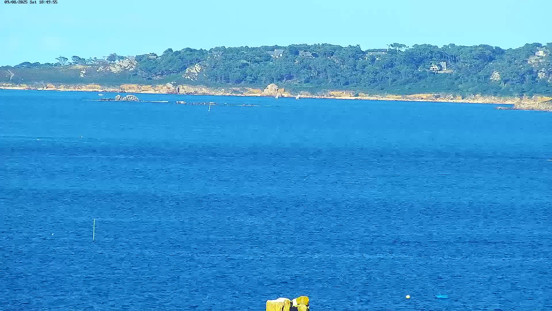 Carantec City Live Cam - Morlaix, Finistere, Bretagne, France