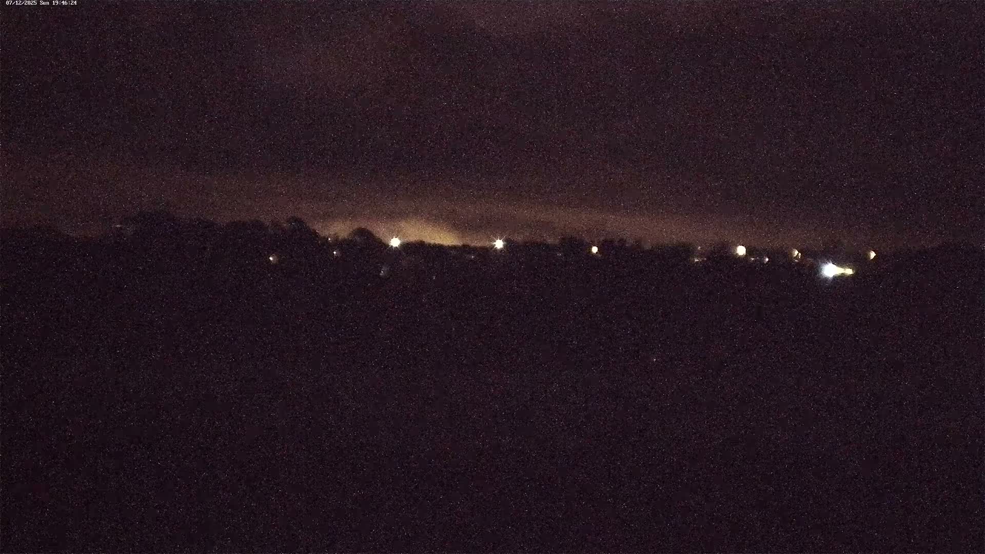 Carantec City Live Cam - Morlaix, Finistere, Bretagne, France