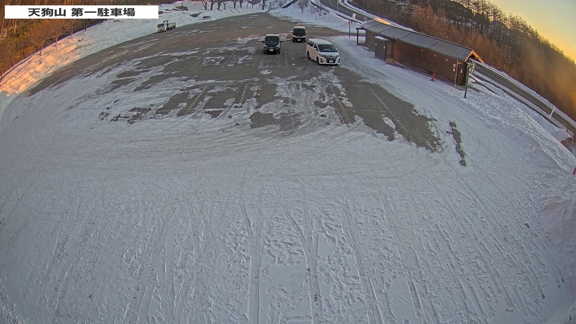 Gunma, Kusatsu, Tenyugama Park1 Parking Lot ( 群馬・草津・天佑釜公園第1駐車場 ) Live Cam - Kusatsu, Agatsuma-gun , Gunma, Kantō, Honshu, Japan