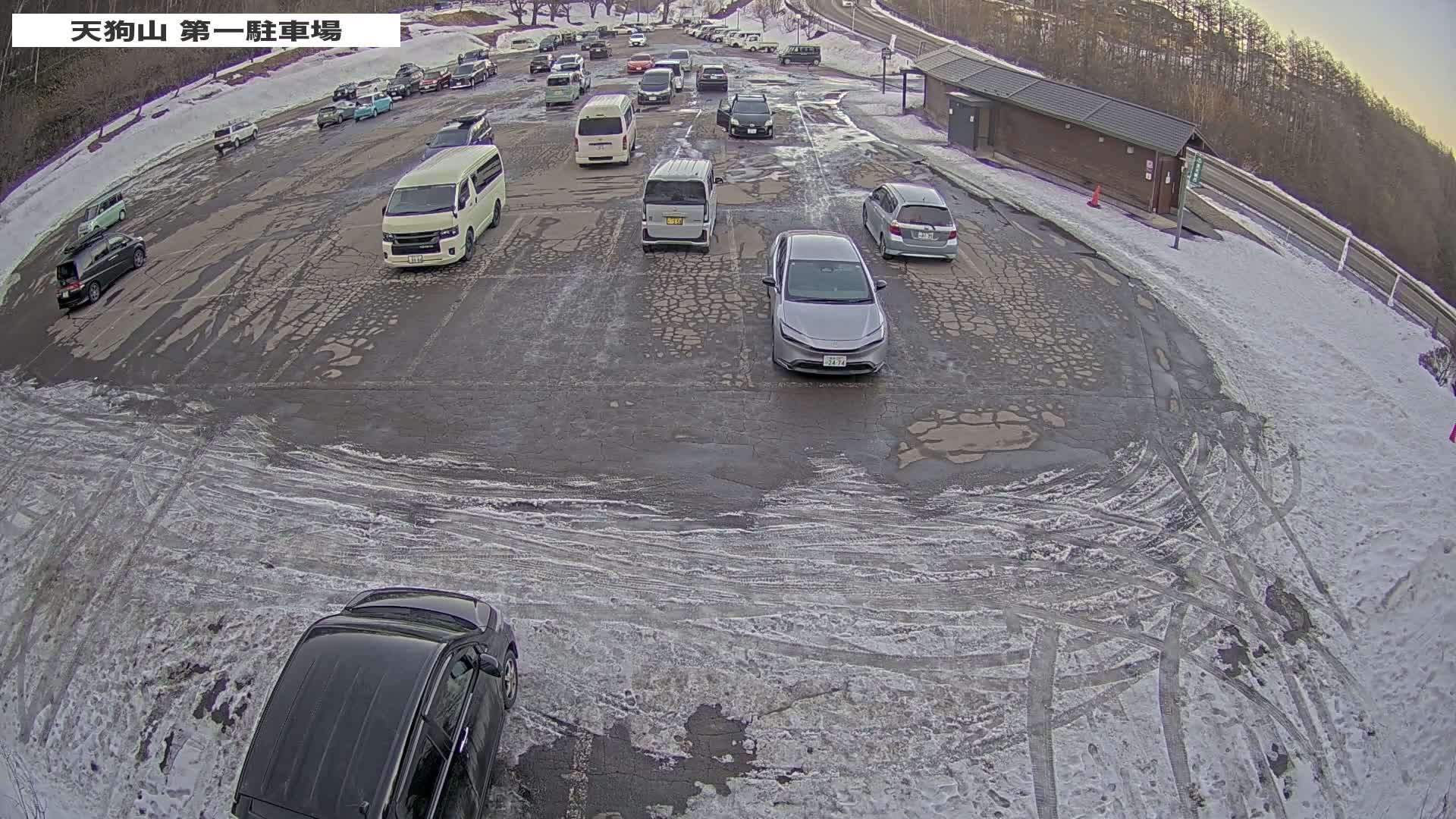 Gunma, Kusatsu, Tenyugama Park1 Parking Lot ( 群馬・草津・天佑釜公園第1駐車場 ) Live Cam - Kusatsu, Agatsuma-gun , Gunma, Kantō, Honshu, Japan